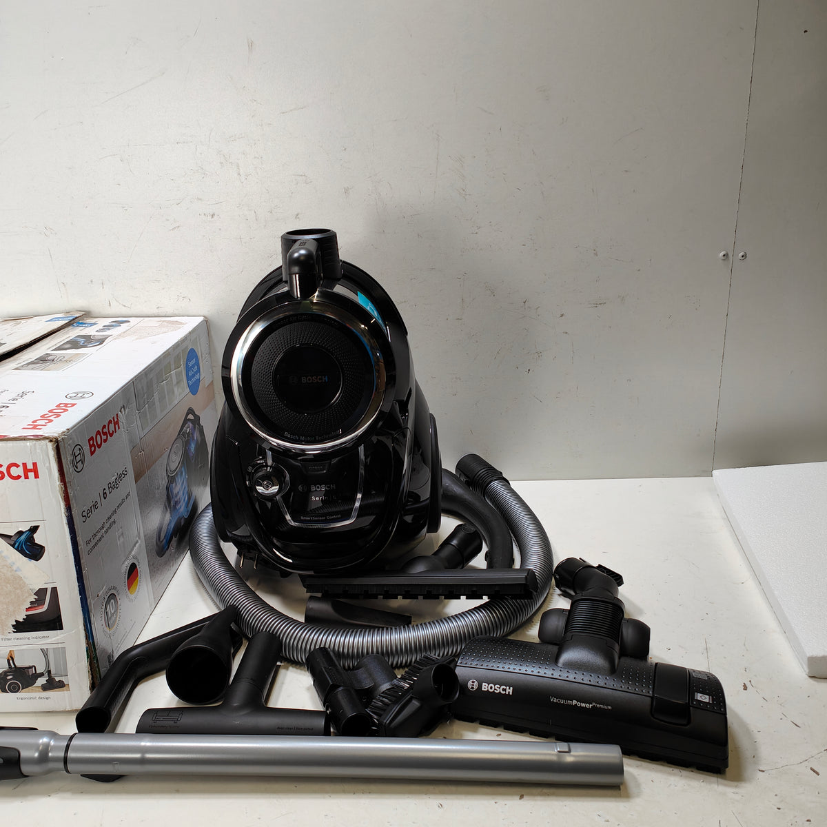 Bosch BGC41XSIL