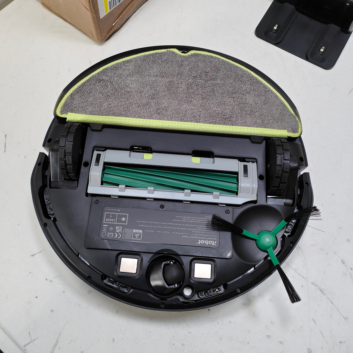 iRobot Roomba 205 Dustcompactor Combo Robot - zwart