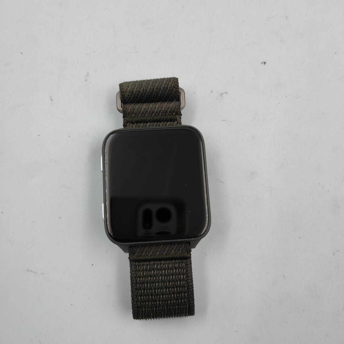 Garmin Venu X1, 2-Zoll, AMOLED-Display, Moosgrün