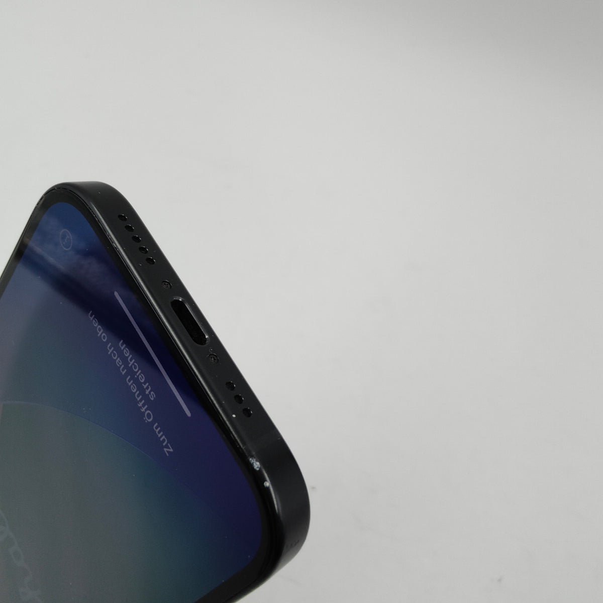 Refurbished iPhone 15 128GB Black