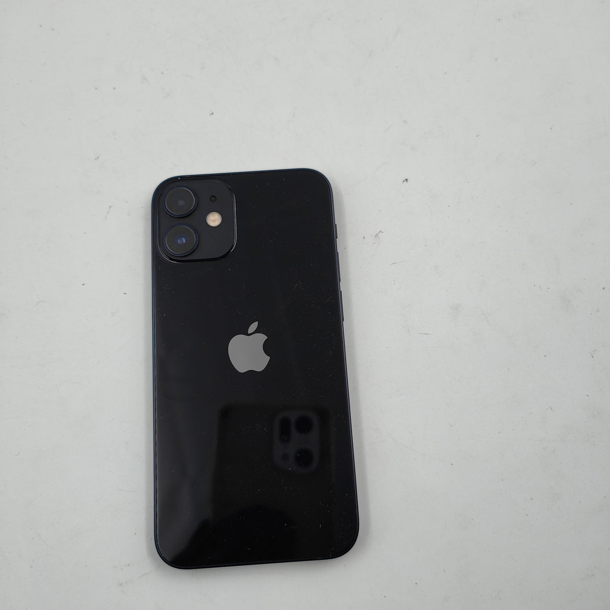 Generalüberholtes iPhone 12 mini 64GB Schwarz