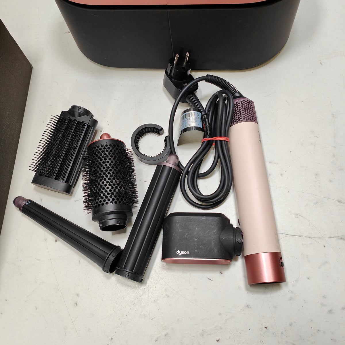 Dyson Airwrap Straight+Wavy Ceramic Pink