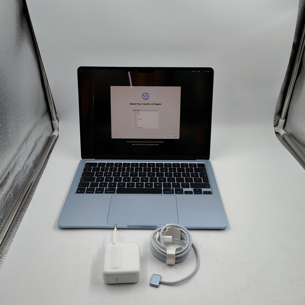 Apple MacBook Air 13 Zoll (2025) M4 (10 CPU/8 GPU) 16GB/256GB Himmelblau QWERTY