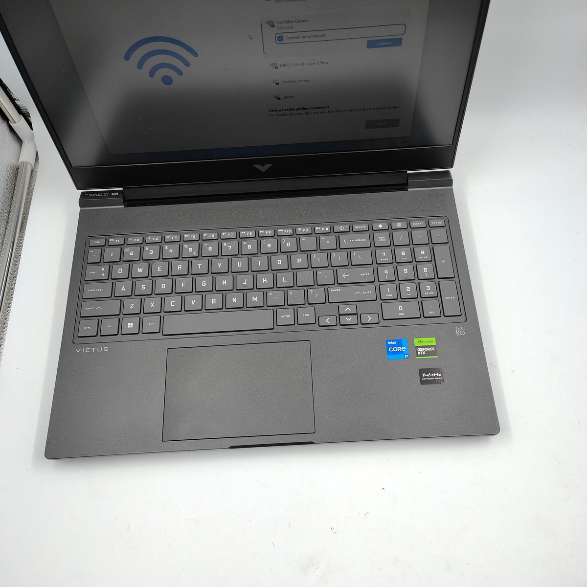 HP VICTUS 16-r0976nd QWERTY