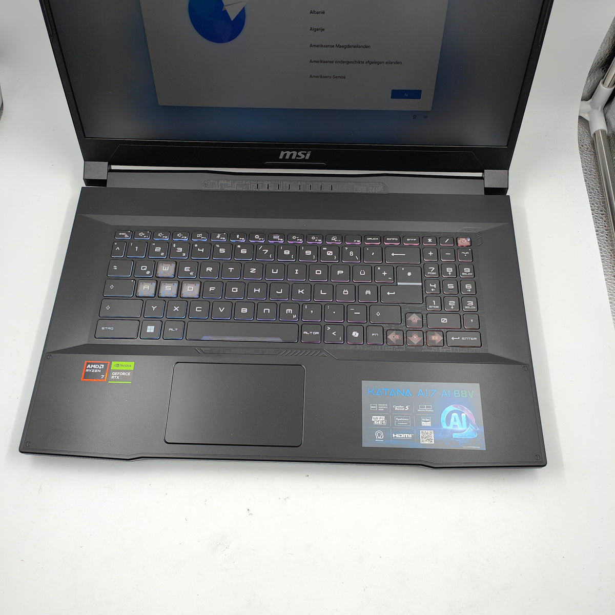 MSI Sword 17 HX B14VGKG QWERTZ