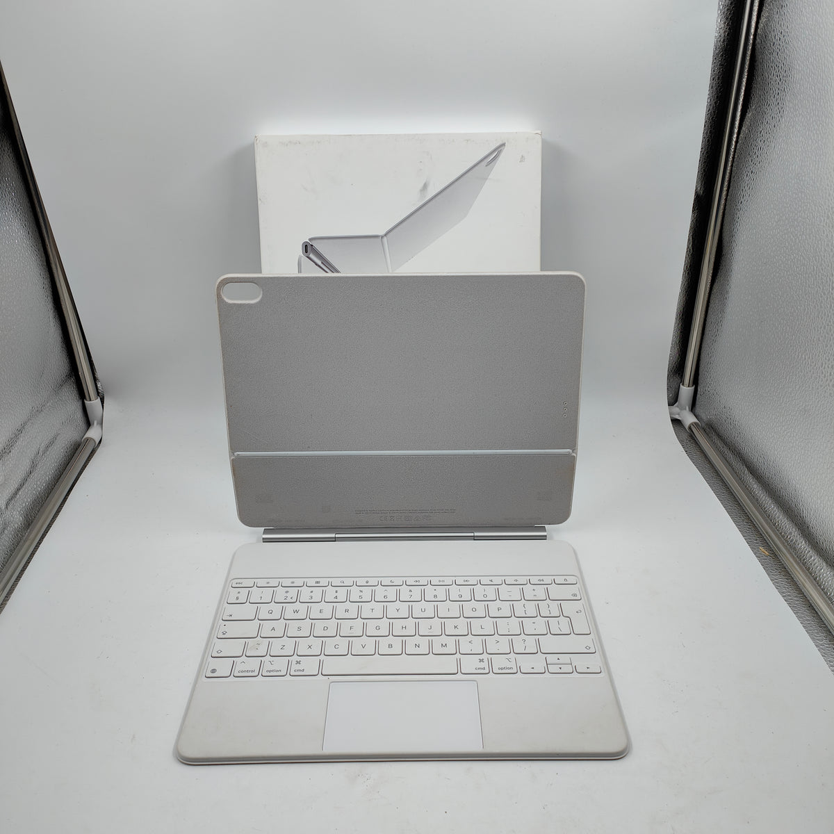 Apple Magic Keyboard pour iPad Air 13 pouces (2026/2025/2024) QWERTY Noir