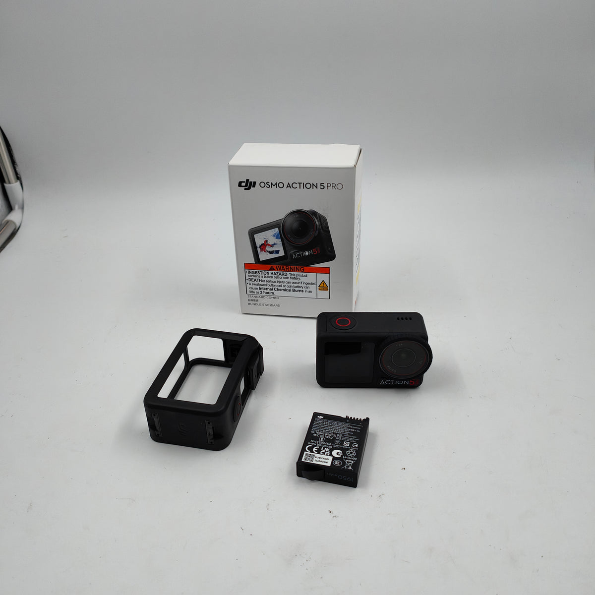 DJI Osmo Action 5 Pro - Standard Combo