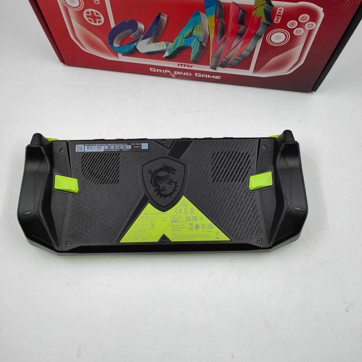 MSI Claw A8 BZ2EM-048NL