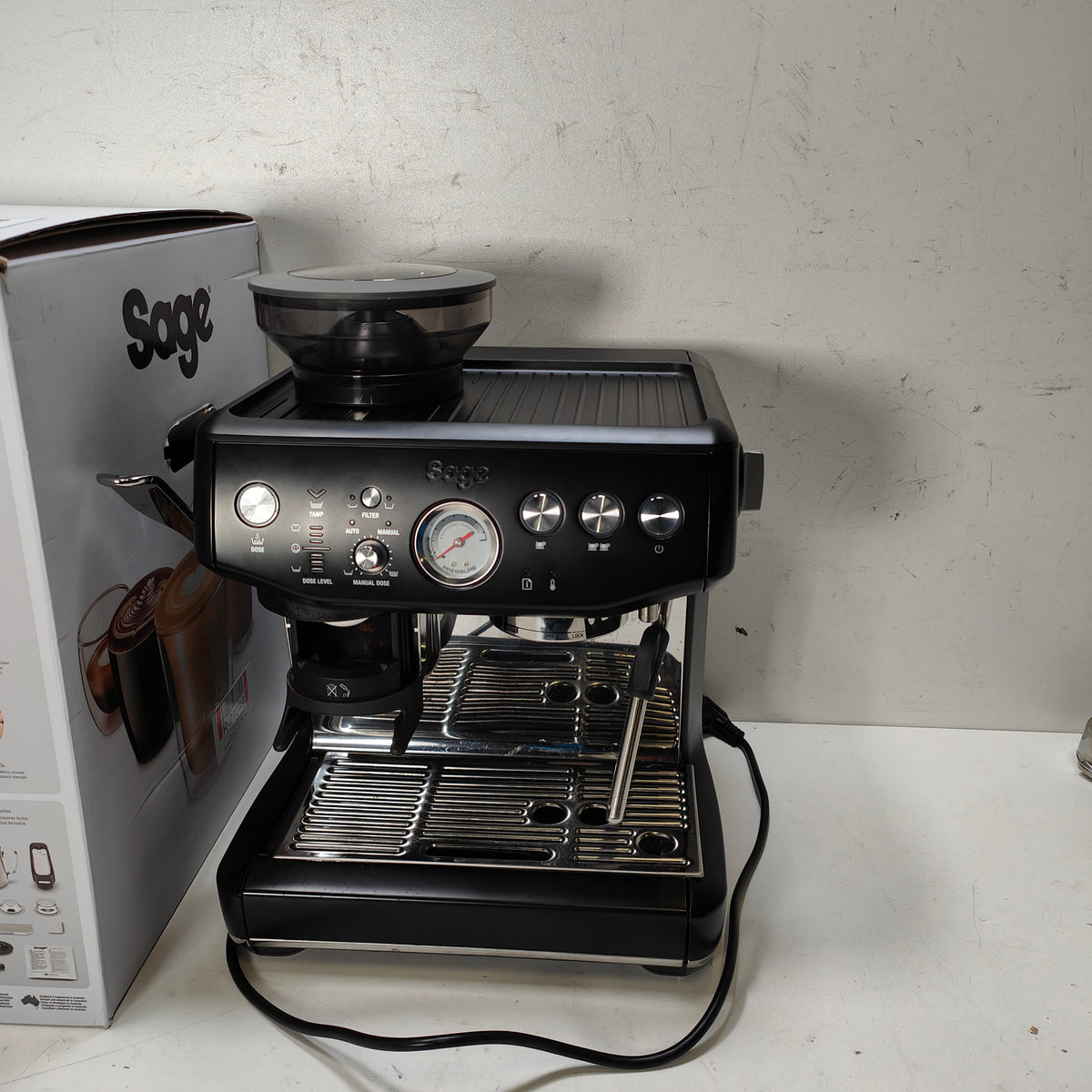 Sage Barista Express Impress Black Truffle