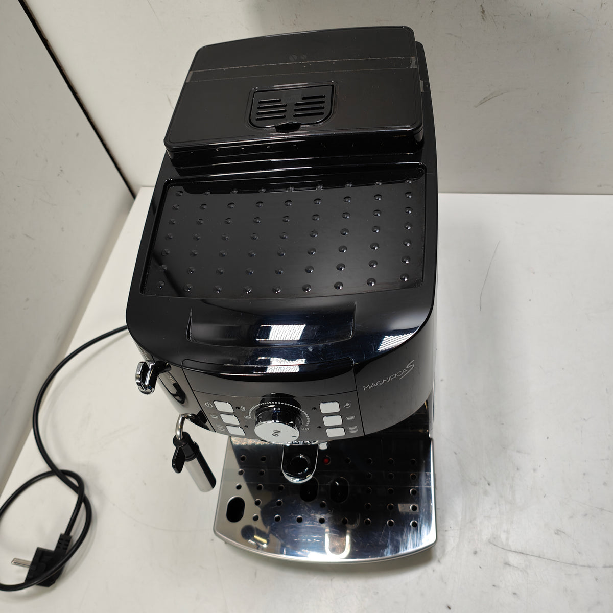 DeLonghi ECAM 21.117.B Magnifica S