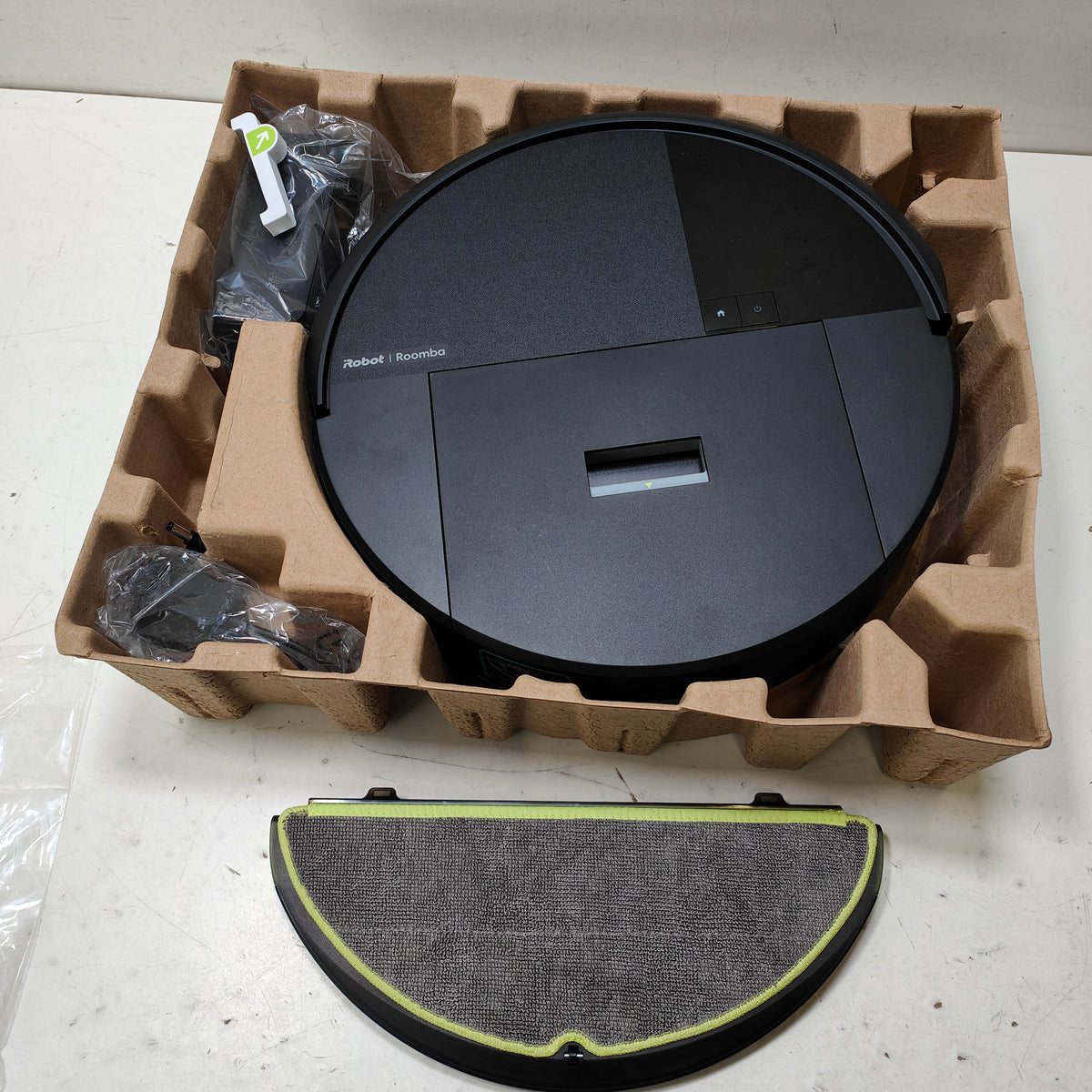 iRobot Roomba 205 Dustcompactor Combo Roboter - schwarz