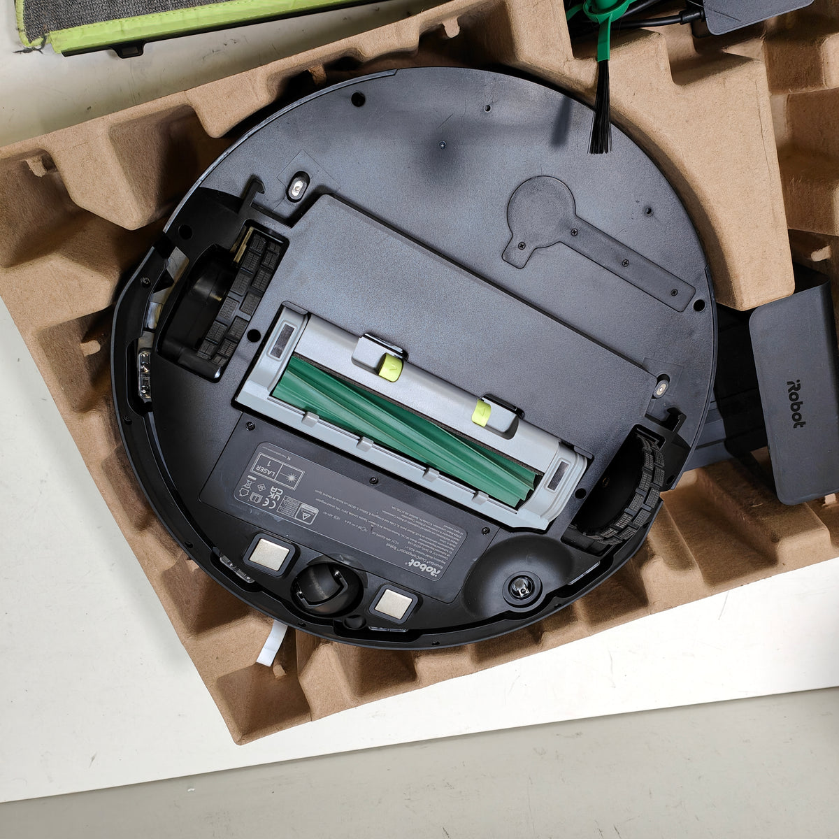 iRobot Roomba 205 Dustcompactor Combo Roboter - schwarz
