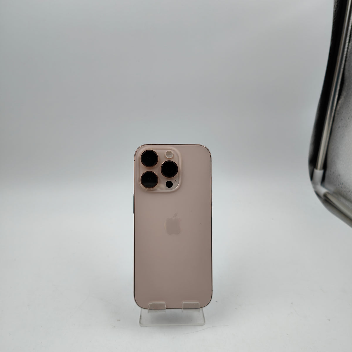 Apple iPhone 16 Pro 128GB Desert Titanium