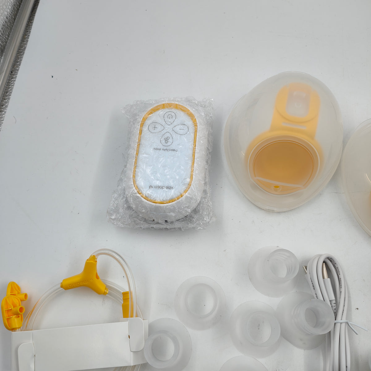 Medela Freestyle Mini Handsfree Double