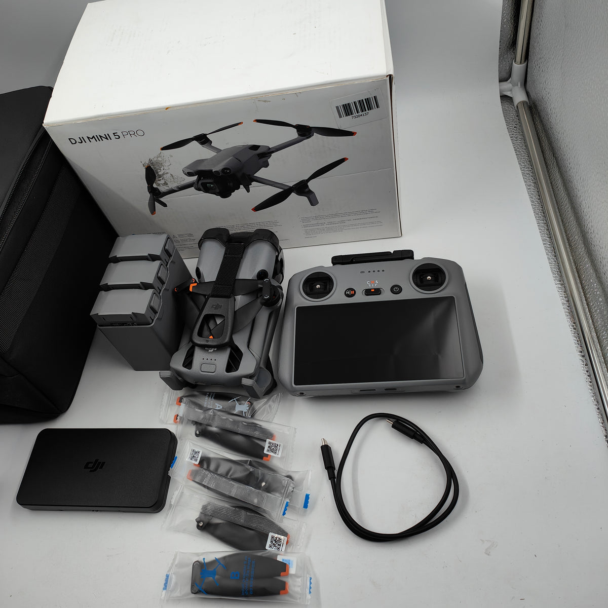 DJI Mini 5 Pro Fly More Combo (DJI RC2)