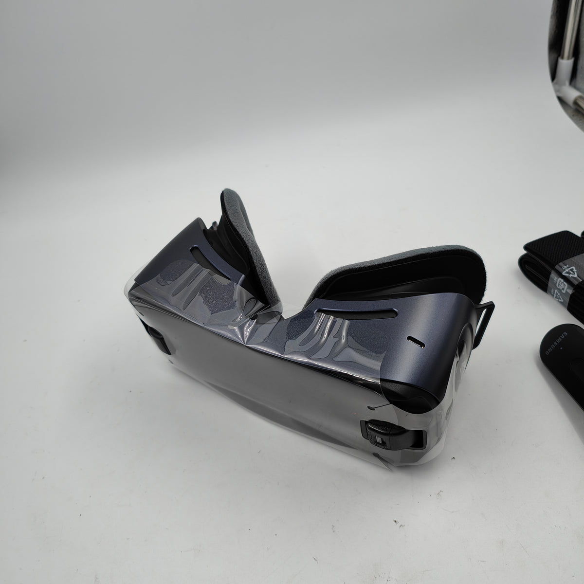 Samsung New Gear VR + Gear VR Controller
