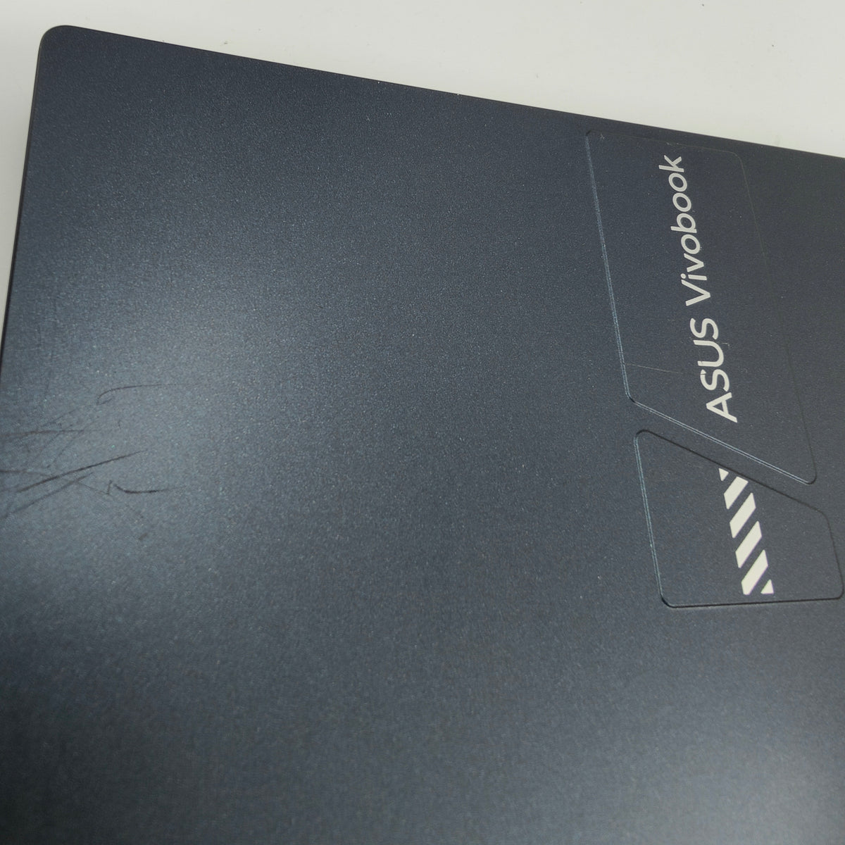 Asus Vivobook 15 X1504VA-BQ3112W QWERTY