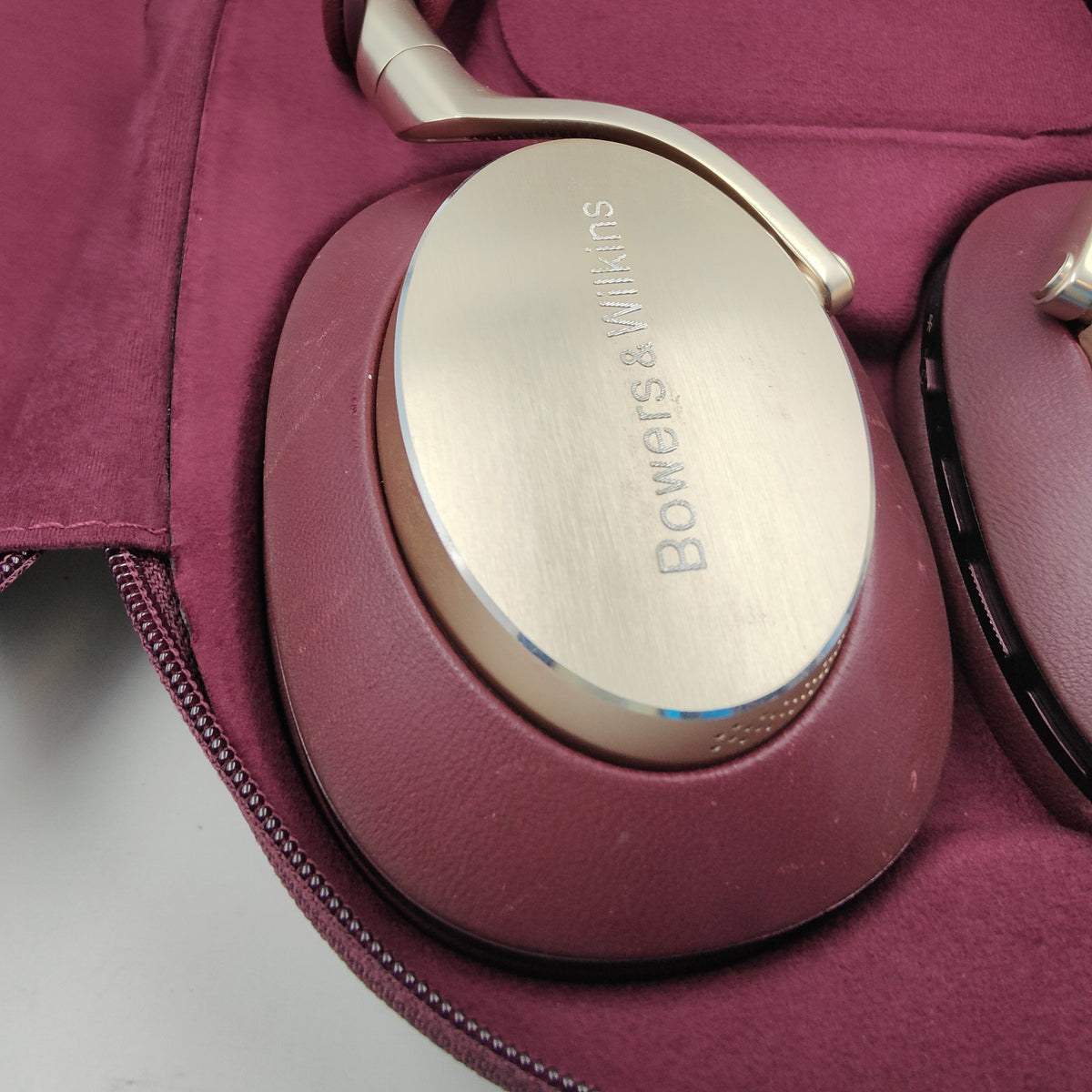 Bowers & Wilkins PX8 Rot