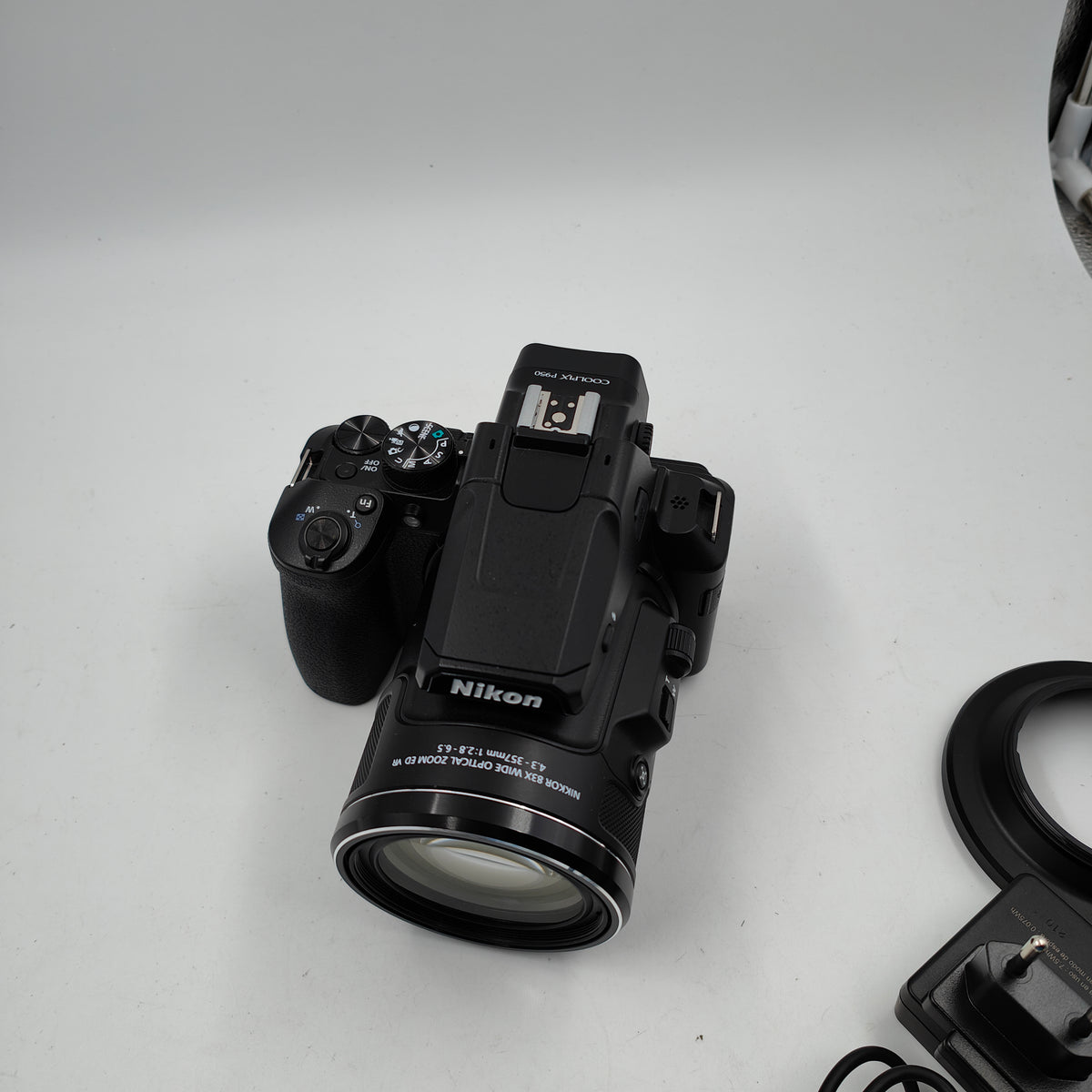 Nikon Coolpix P950