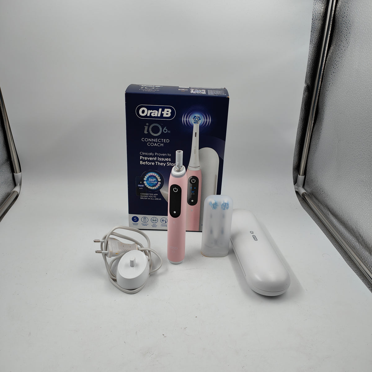 Oral-B iO Series 6N Hellrosa + zusätzlicher iO Gentle Care Bürstenkopf