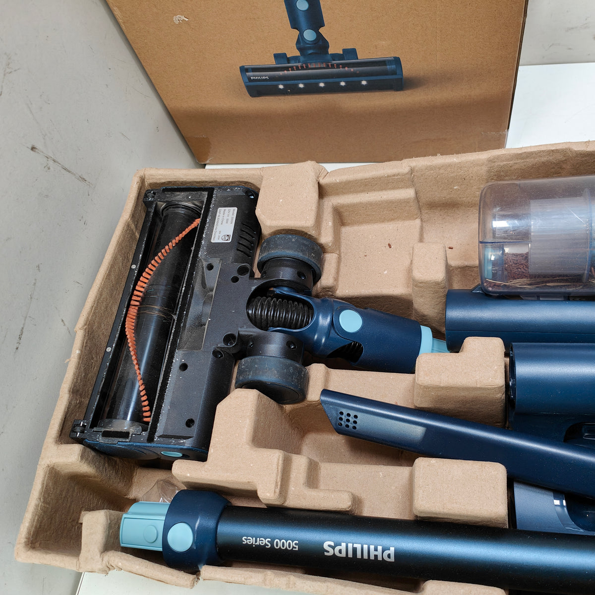 Philips kabelloser Stielstaubsauger 5000 Series XC5141/01