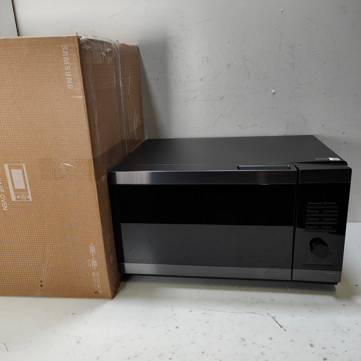 Samsung MS32DG4504AGE1