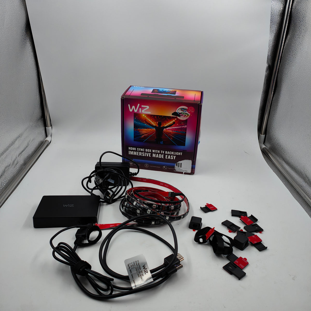 WiZ Connected HDMI Sync Box with TV lighting - WiZ Entertainment Sta