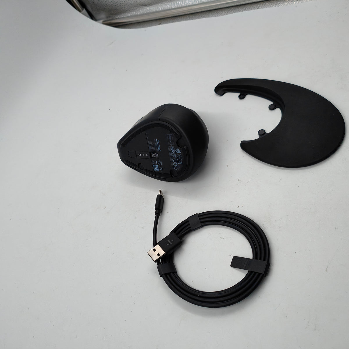 HP 920 Ergonomic Wireless Mouse