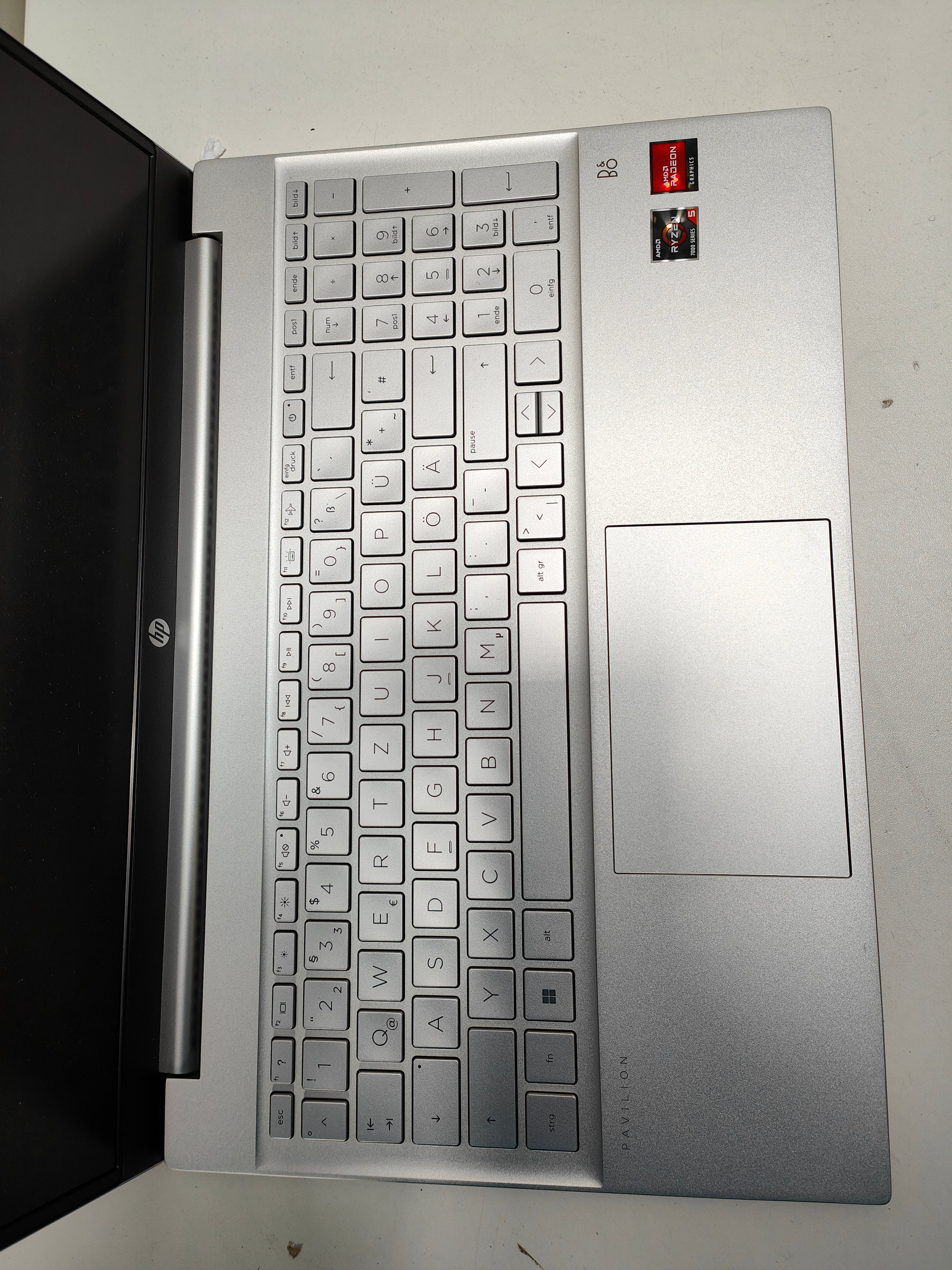 HP Pavilion 15-eh3056ng QWERTZ (DE)