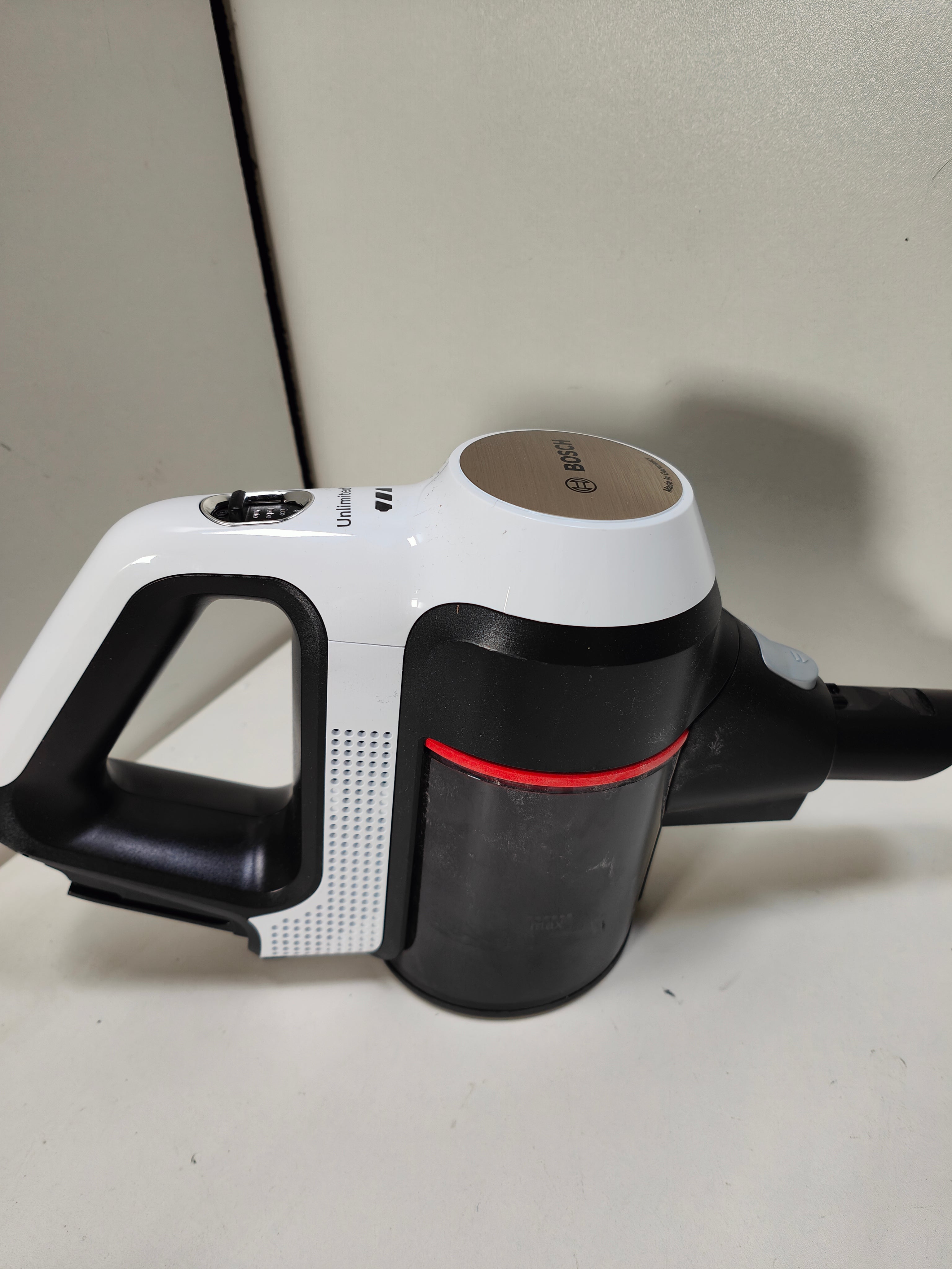 Bosch Unlimited 7 BSS711W