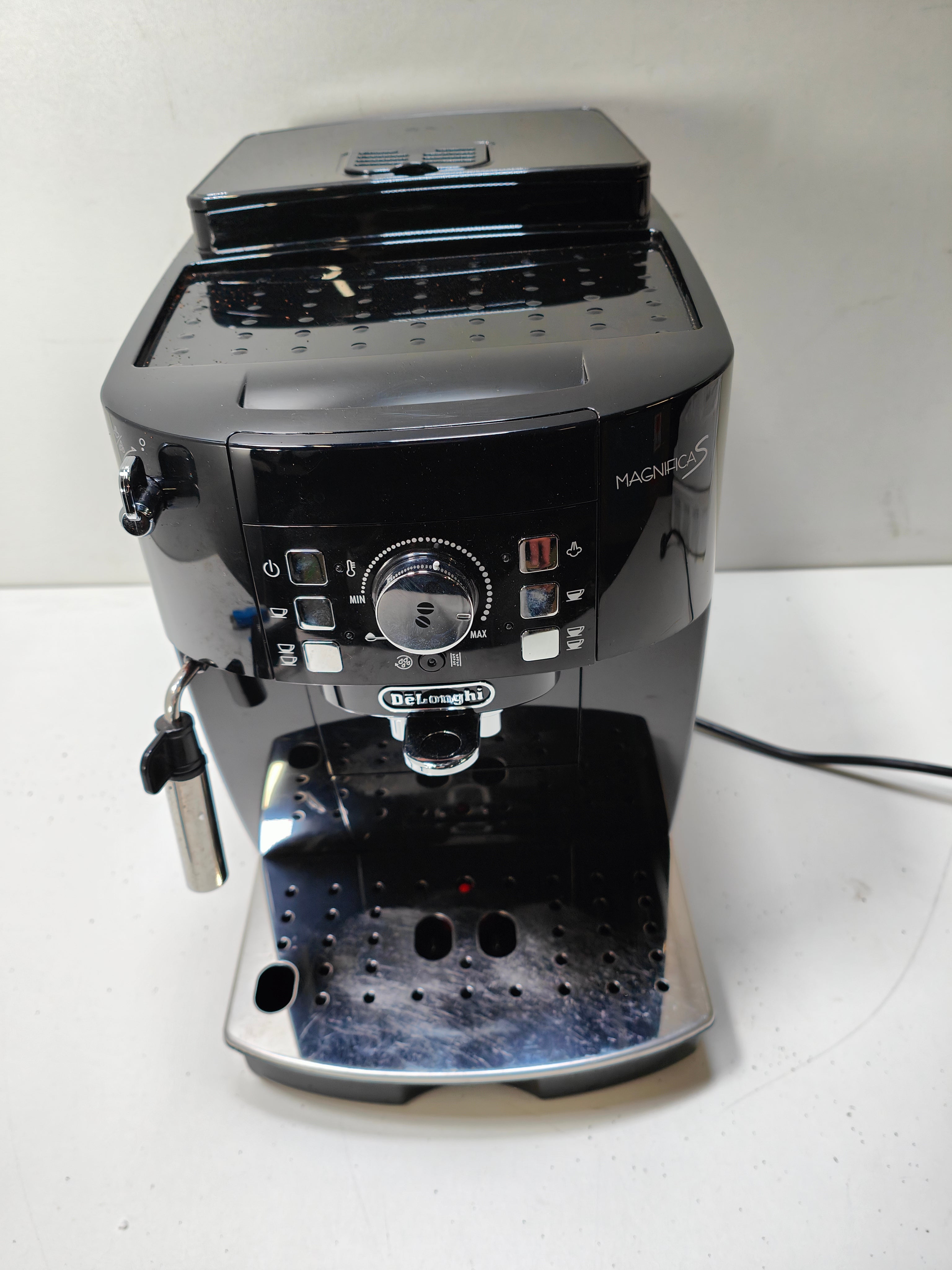 DeLonghi ECAM 21.117.B Magnifica S