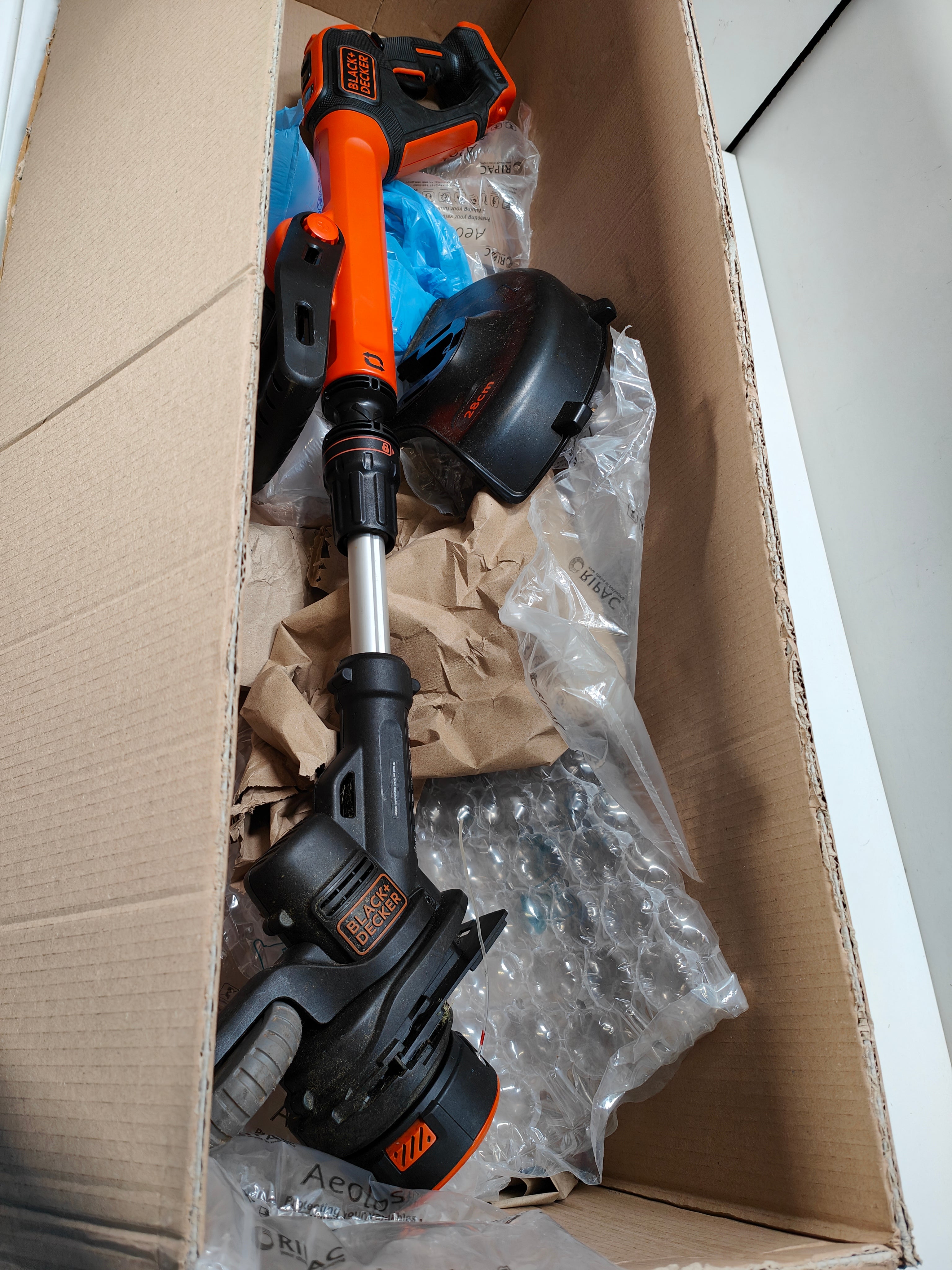 BLACK+DECKER STC1840PC-QW