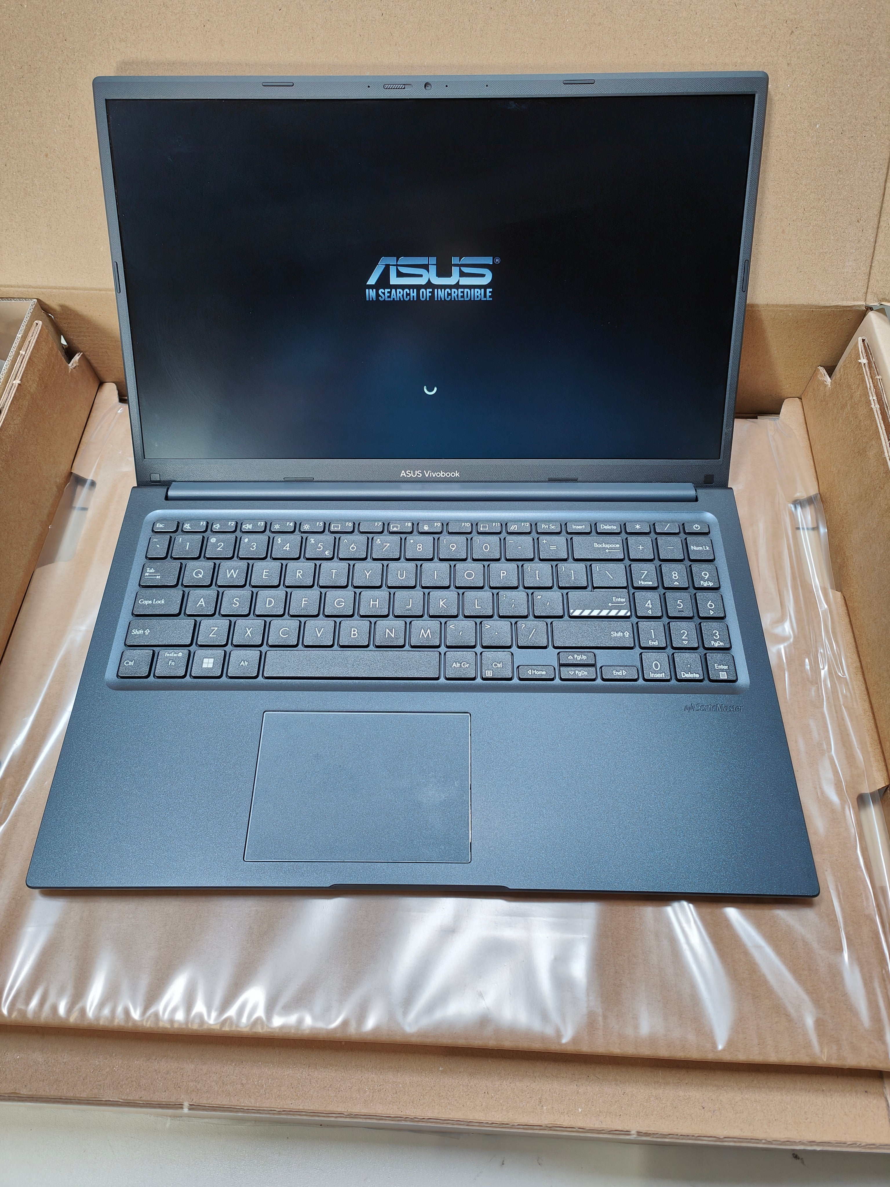 Asus Vivobook 15 X1504ZA-NJ1168W QWERTY