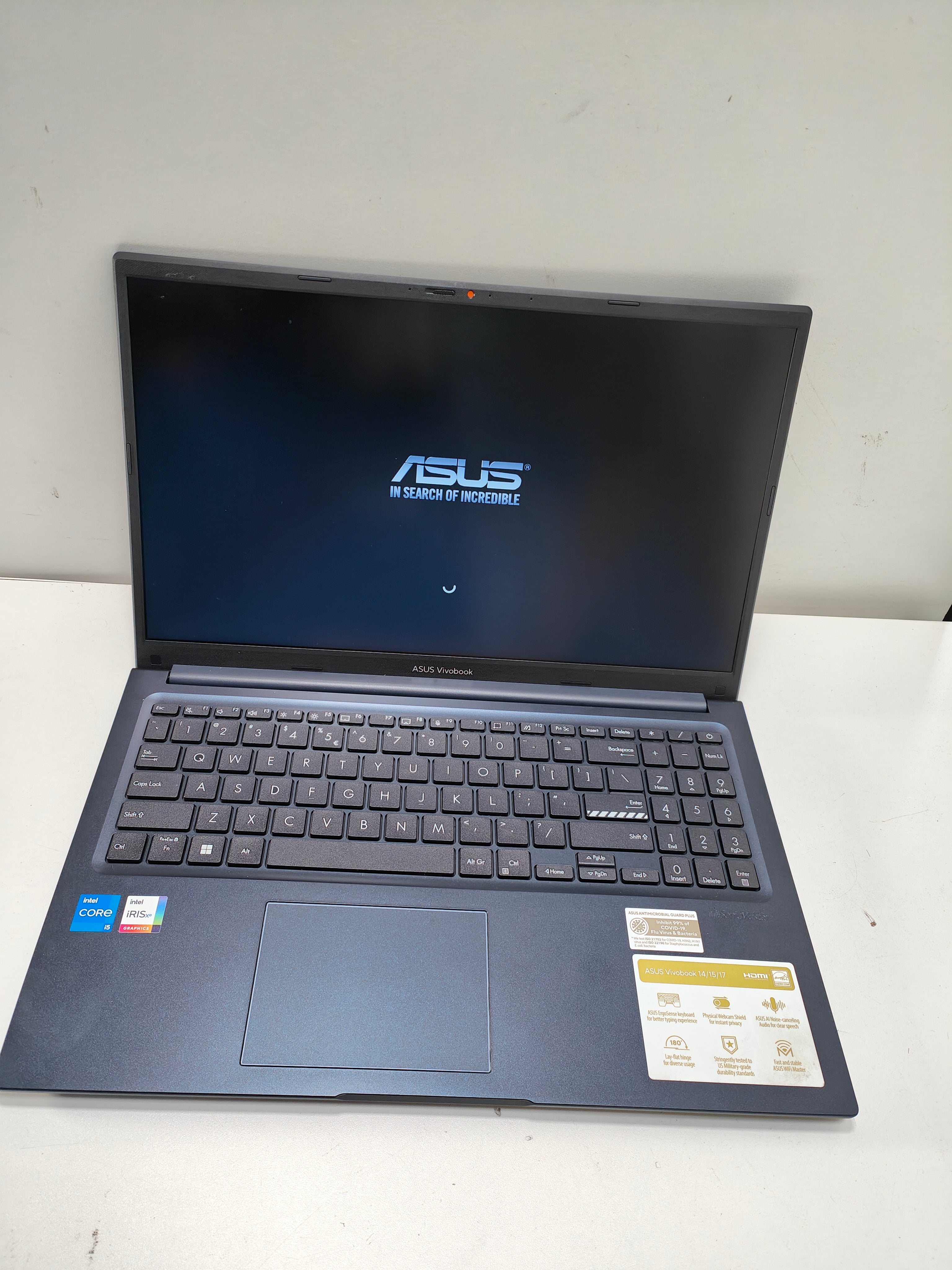 Asus Vivobook 15 X1504ZA-NJ1168W QWERTY