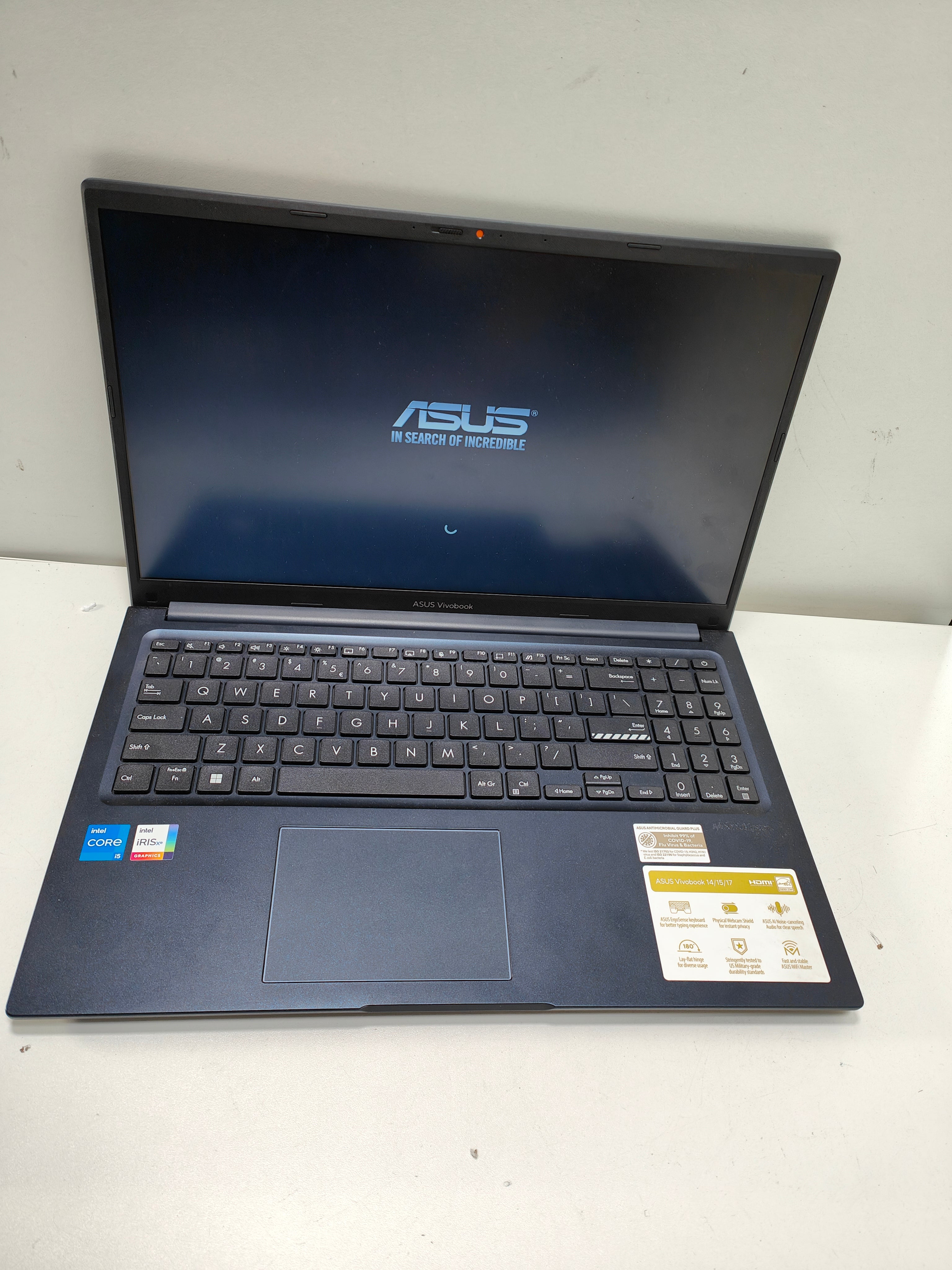 Asus Vivobook 15 X1504ZA-NJ1168W QWERTY