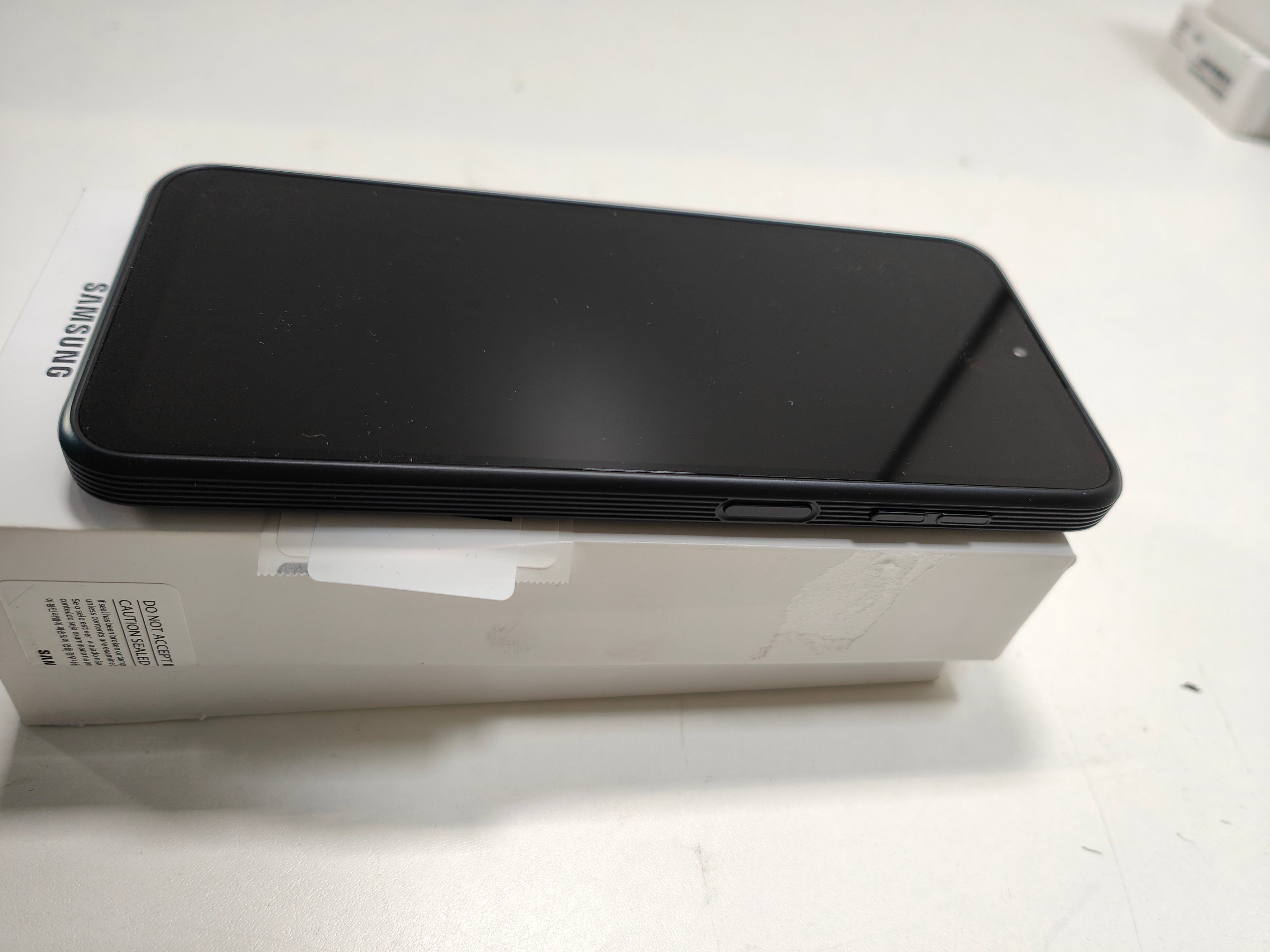 Samsung Galaxy XCover 6 Pro 128GB EE