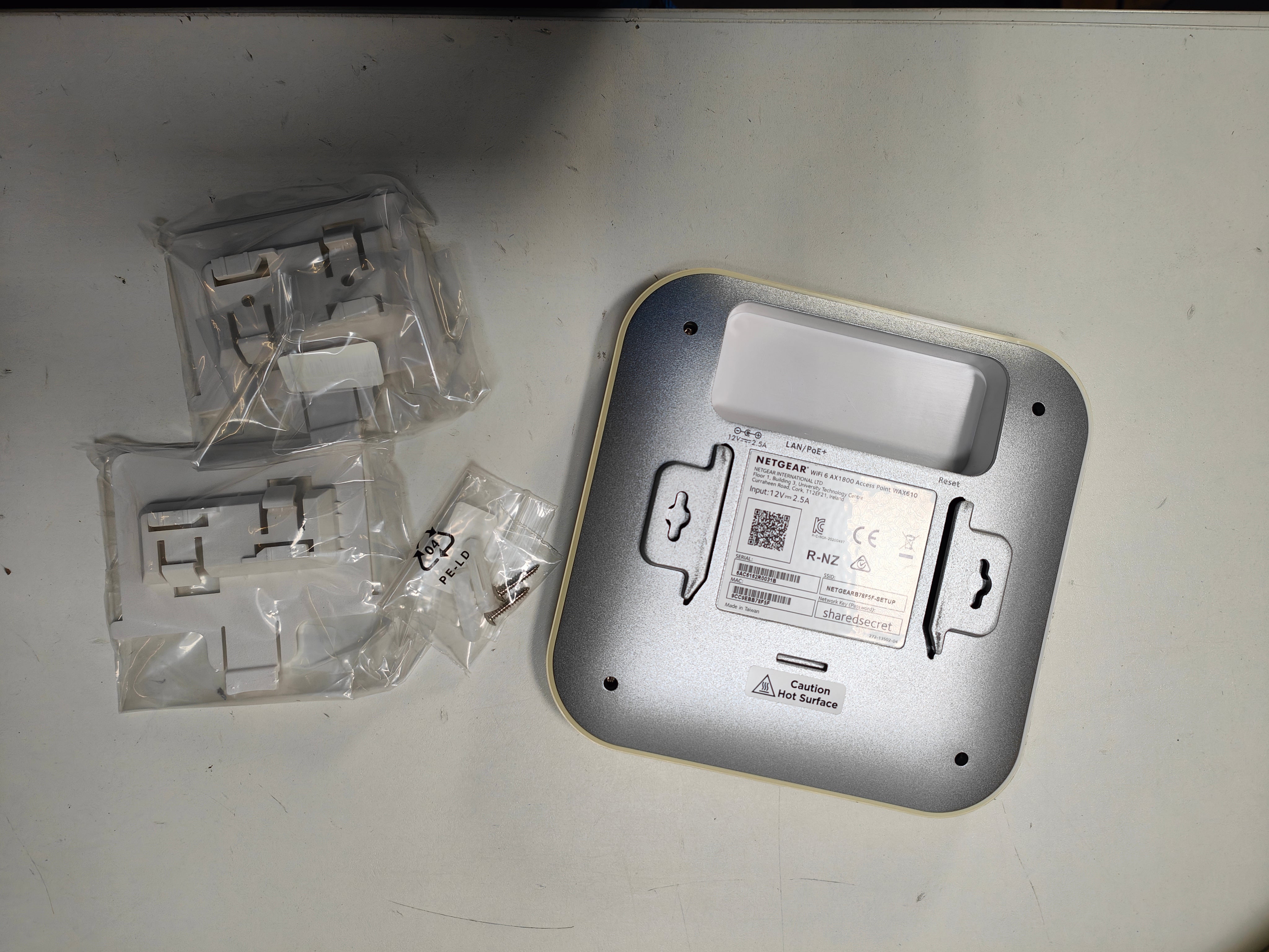 Netgear WAX610