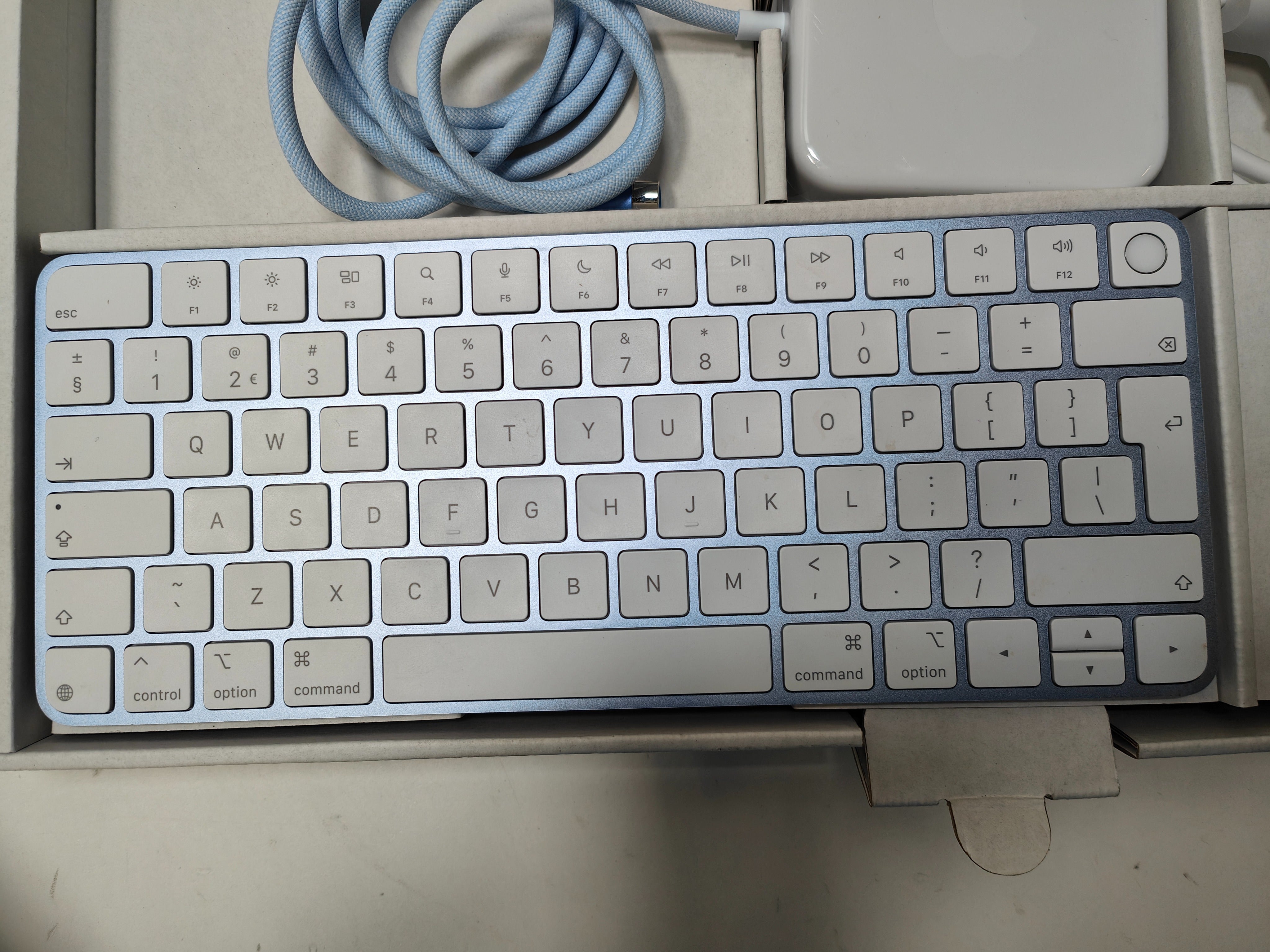 Pack d'accessoires Apple pour iMac 24" (2024) Bleu QWERTY