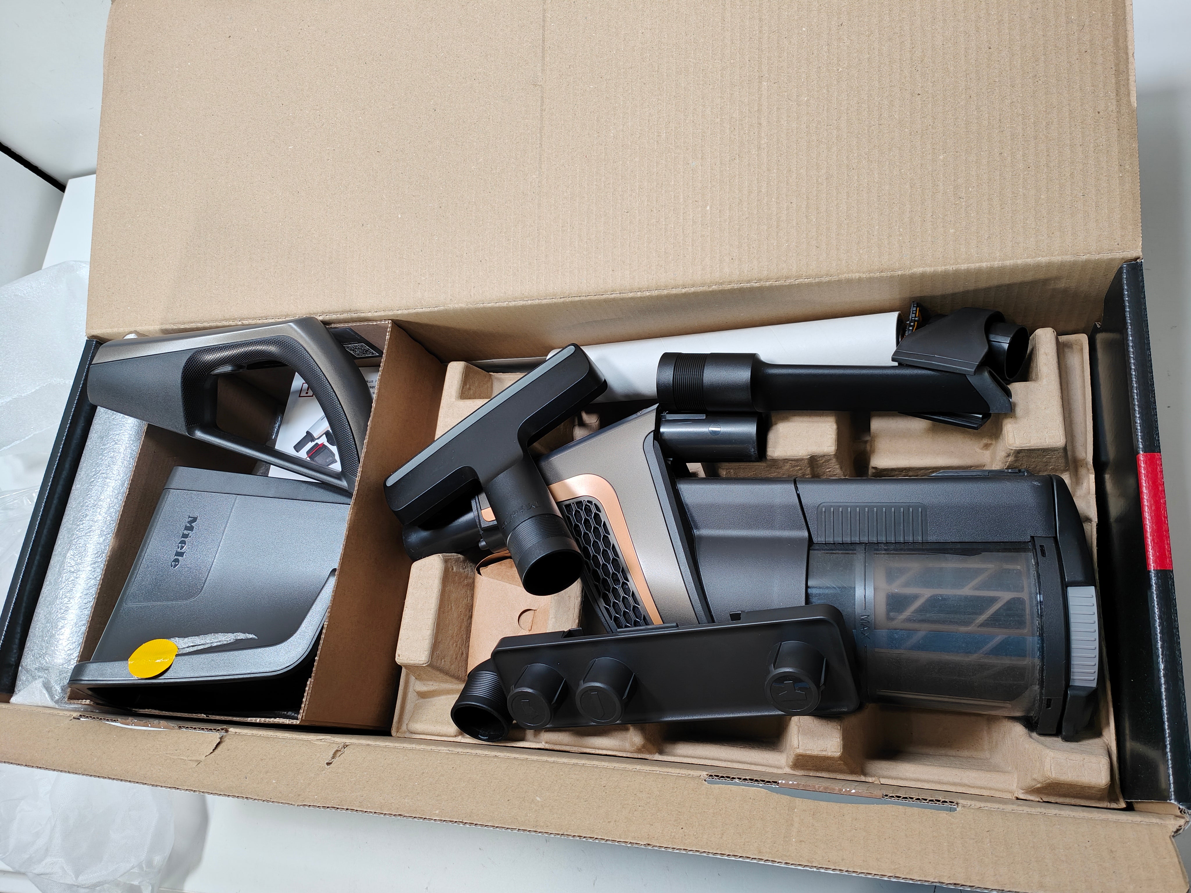 Miele Triflex HX2 Pro