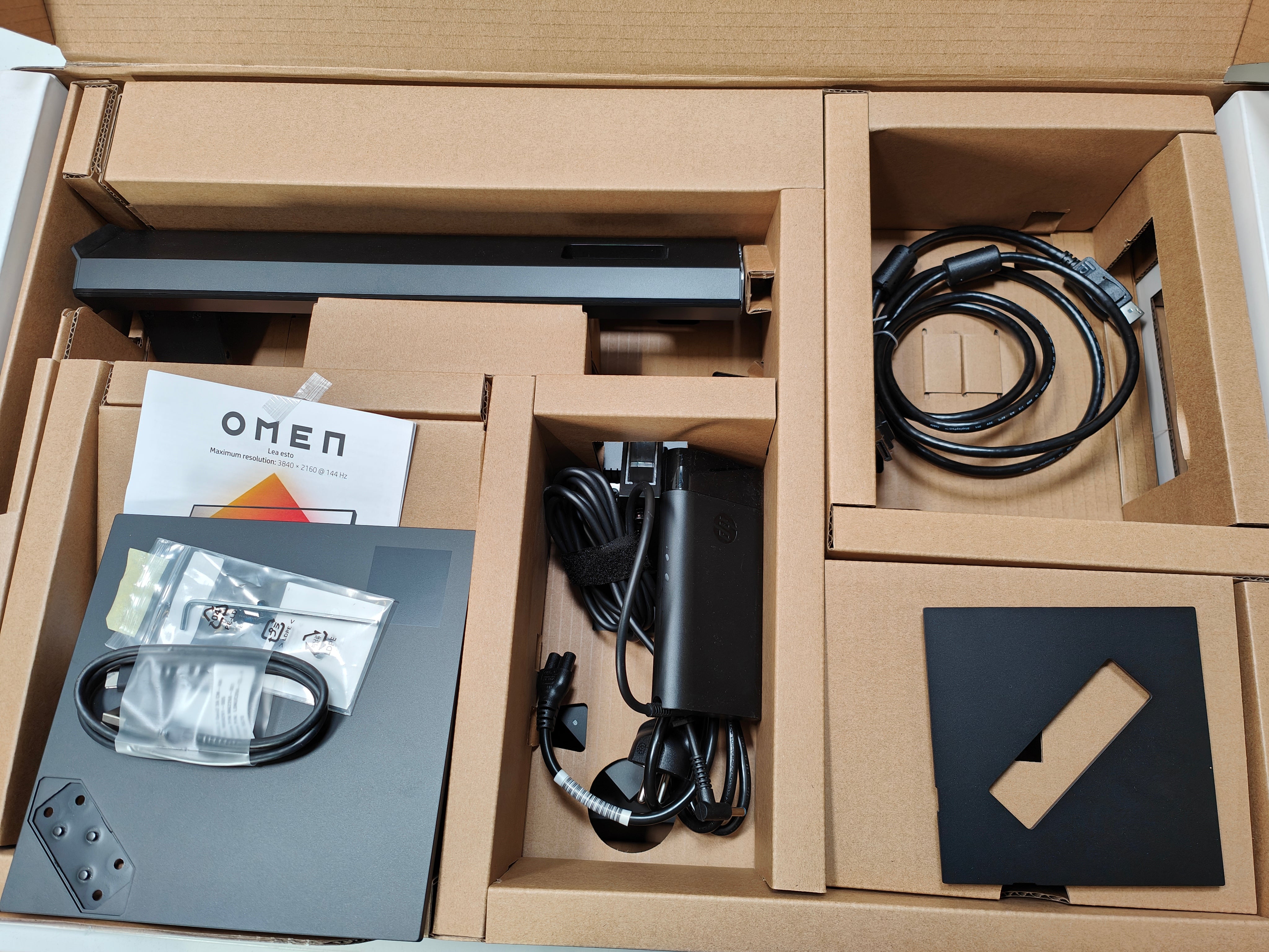 HP OMEN 27u 4K