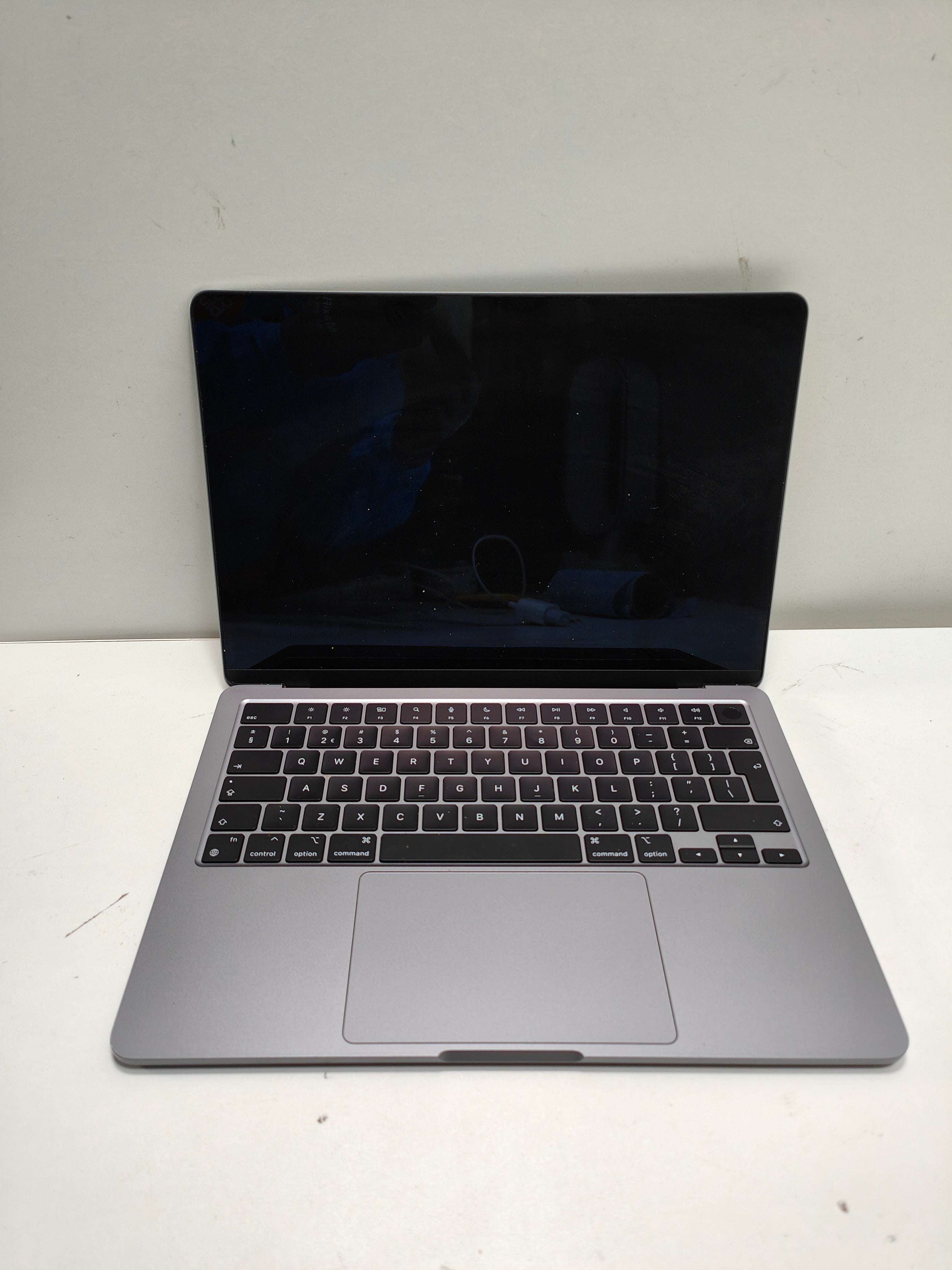 Apple MacBook Air (2022) M2 (8/8) 8 Go/256 Go SG QWERTY
