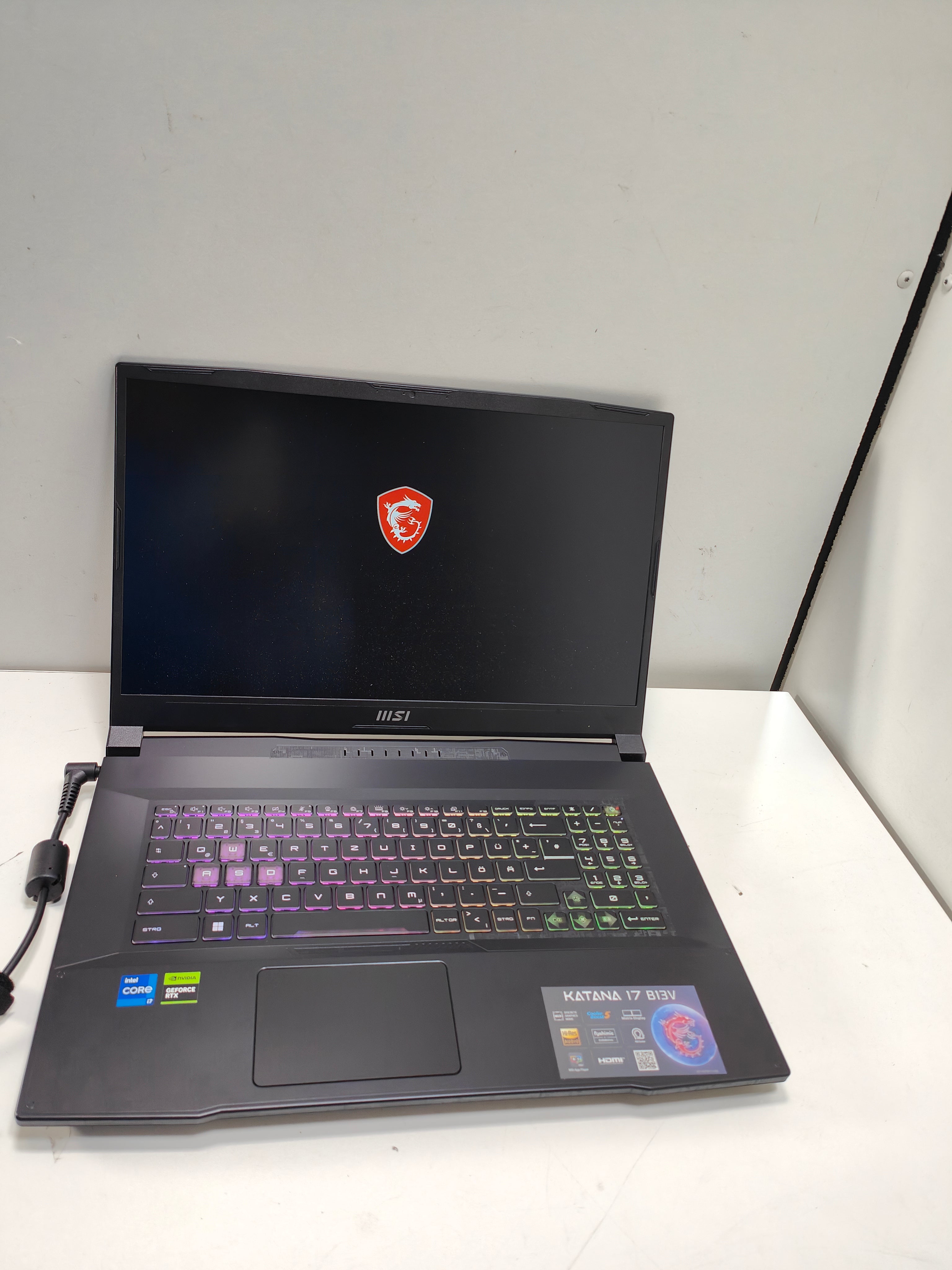 MSI Katana 17 B13VFK-853_0017L5-853 QWERTZ (DE)