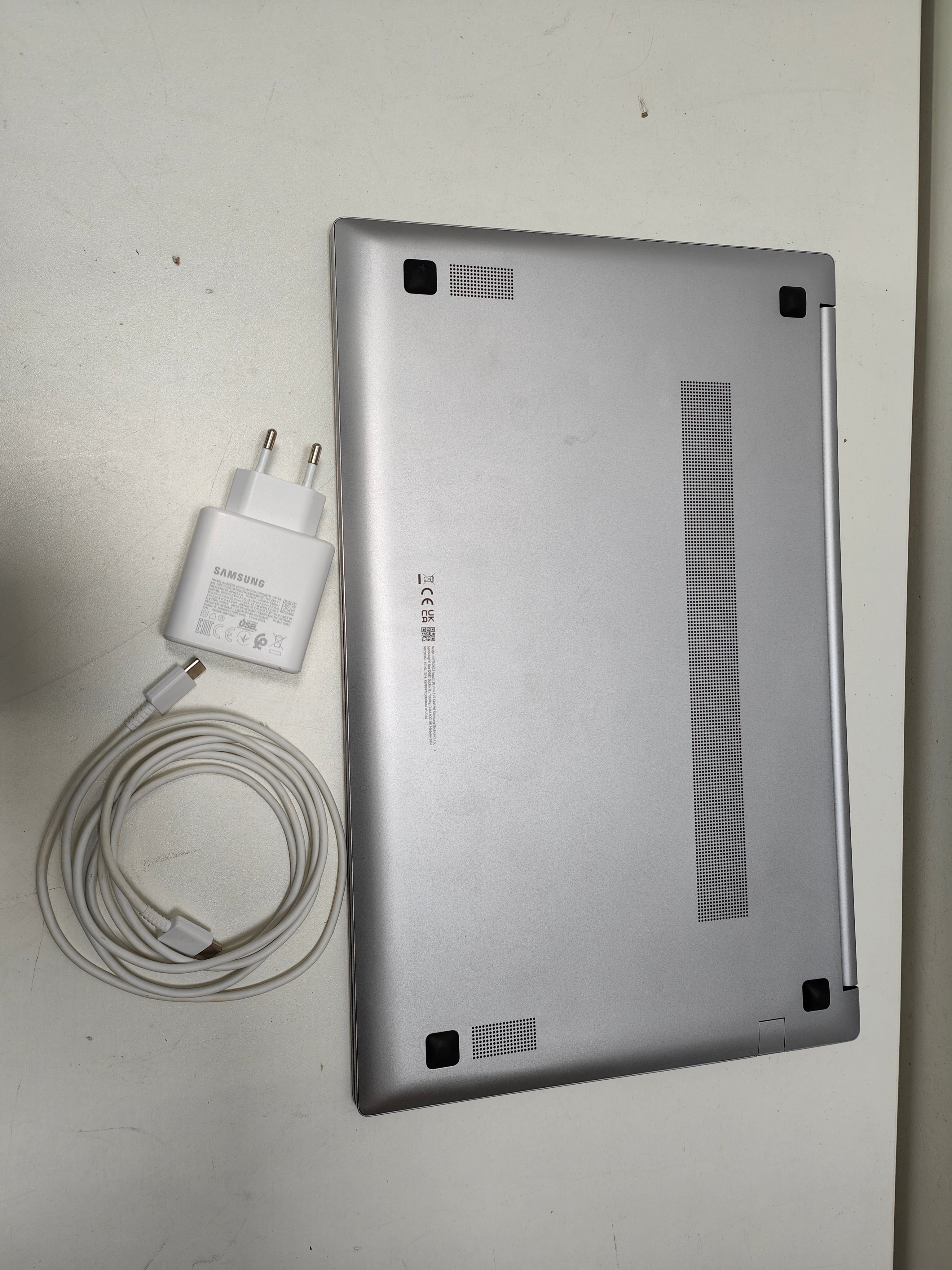 Samsung Galaxy Book4 NP750XGJ-KS1NL QWERTY