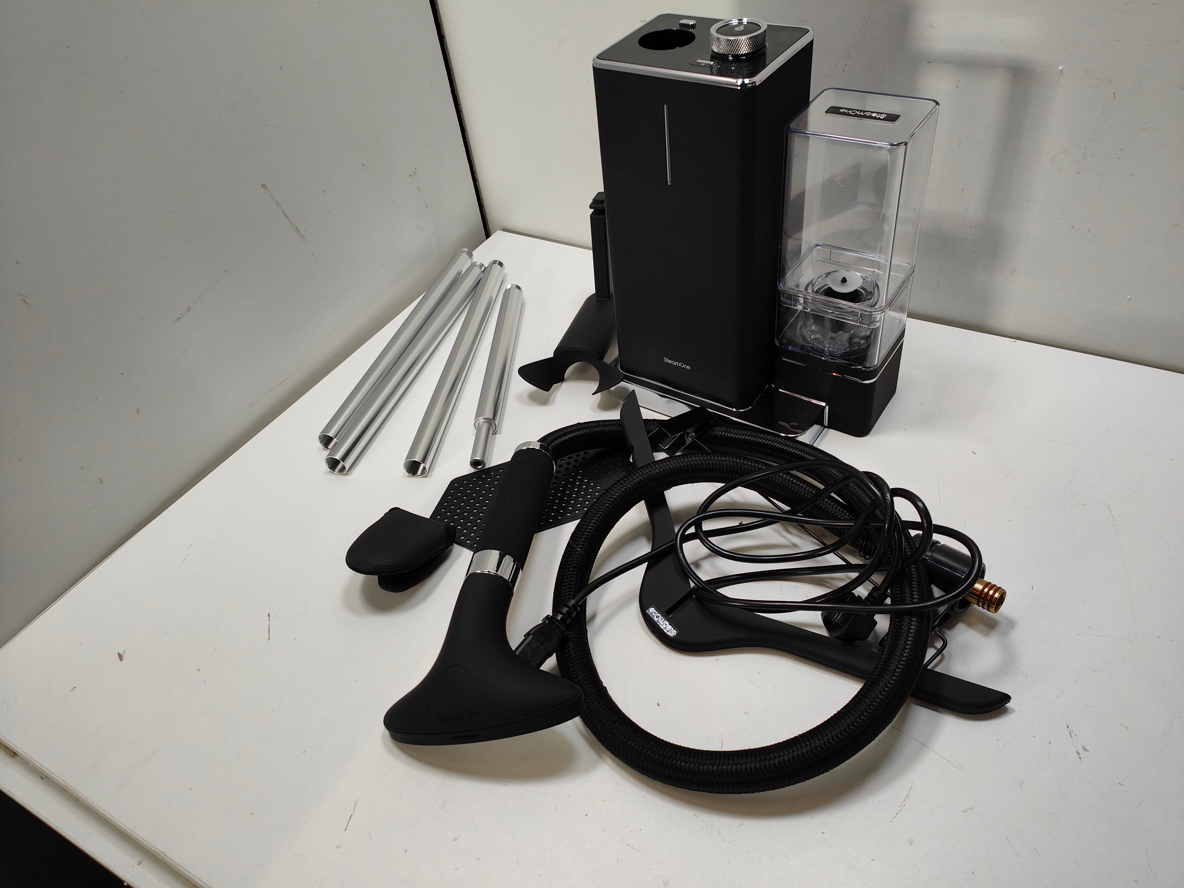 SteamOne ES200 Zwart