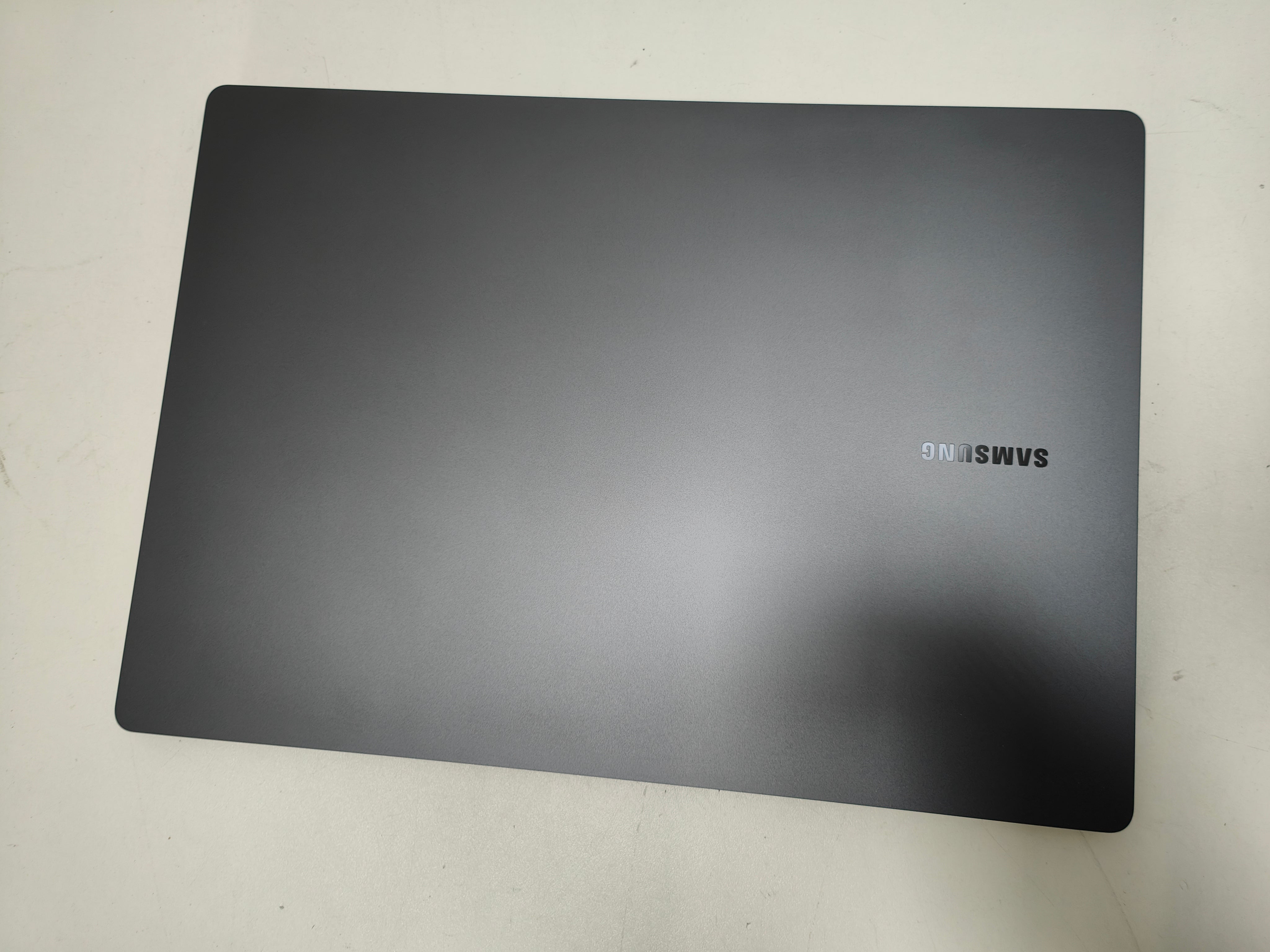 Samsung Galaxy Book3 Ultra NP960XFH-XA4DE QWERTZ (DE)