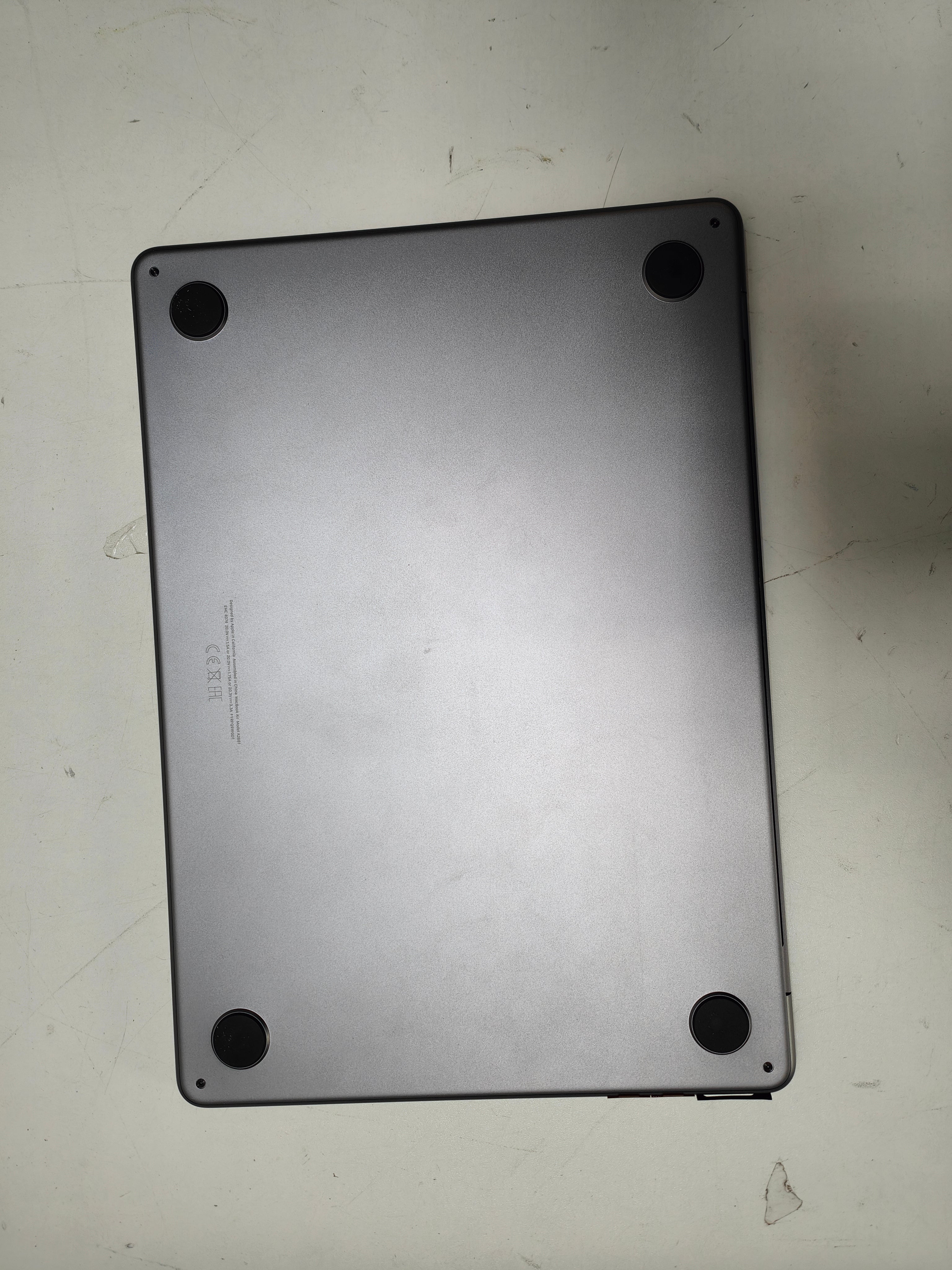 Apple MacBook Air (2022) M2 (8/8) 8 Go/256 Go SG QWERTY