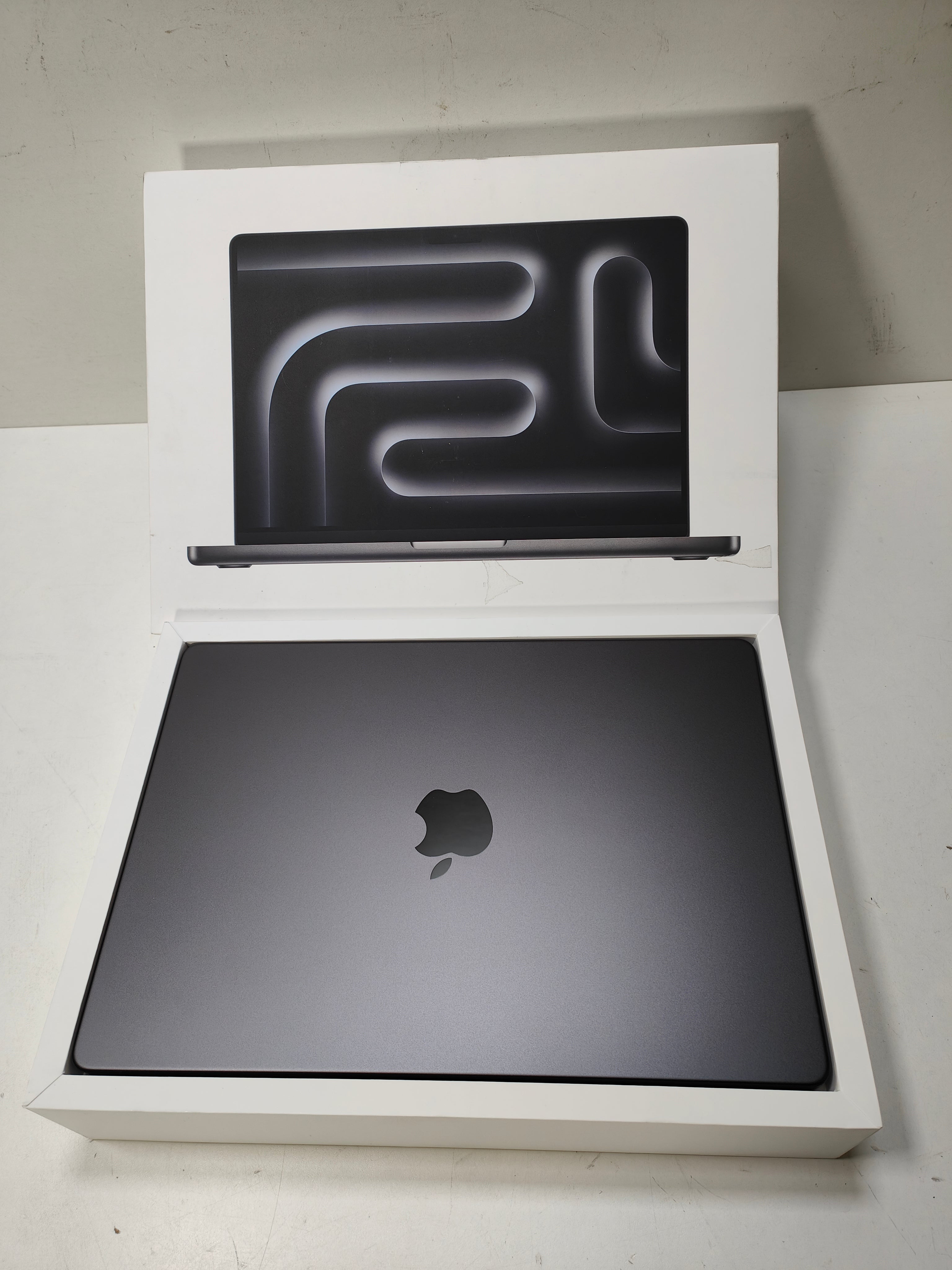 Apple MacBook Pro 14" 2023 M3 Pro 12/18 18GB/1TB Spacezwart QWERTY