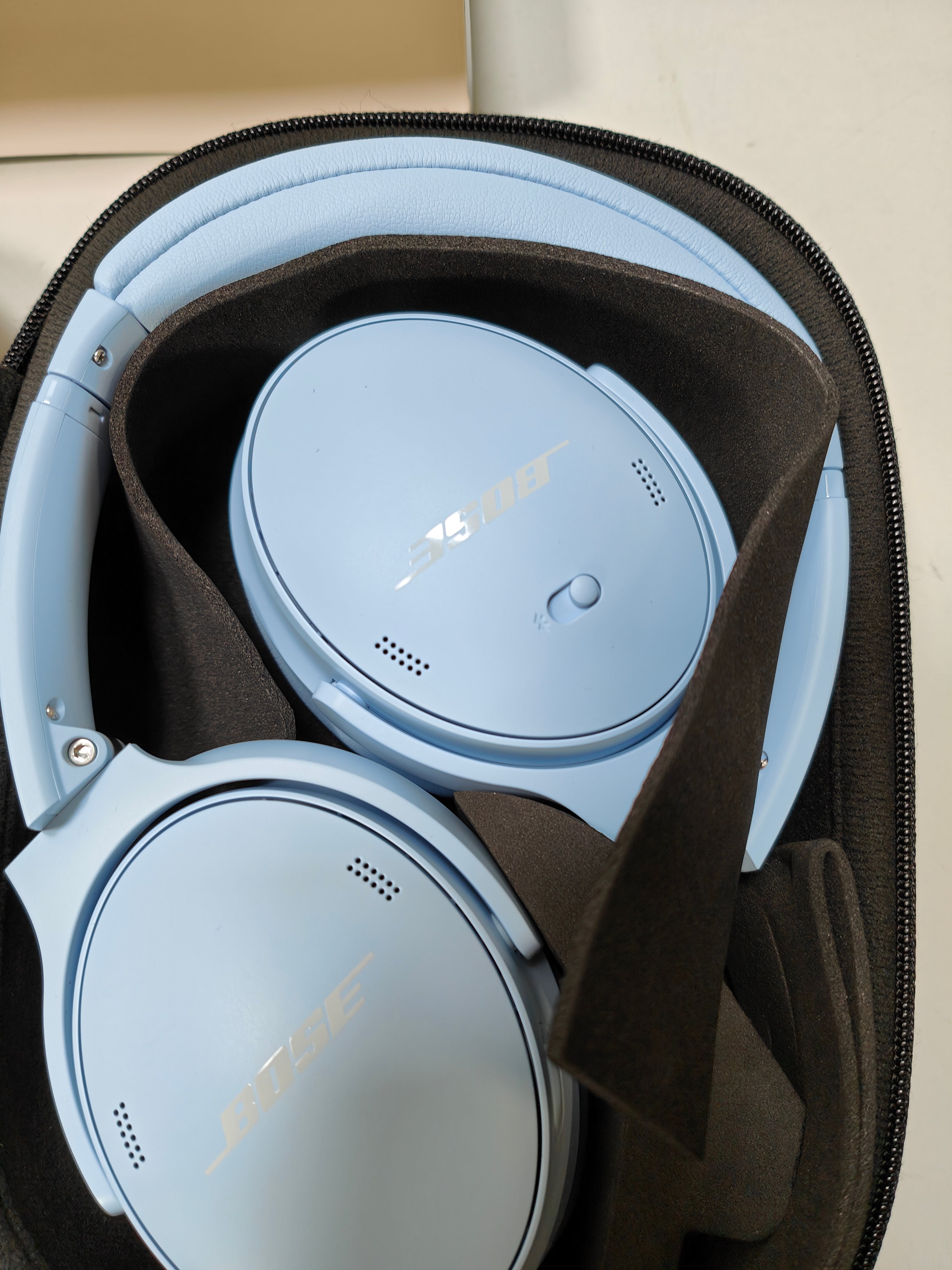 Bose QuietComfort Kopfhörer Blau Limitierte Auflage
