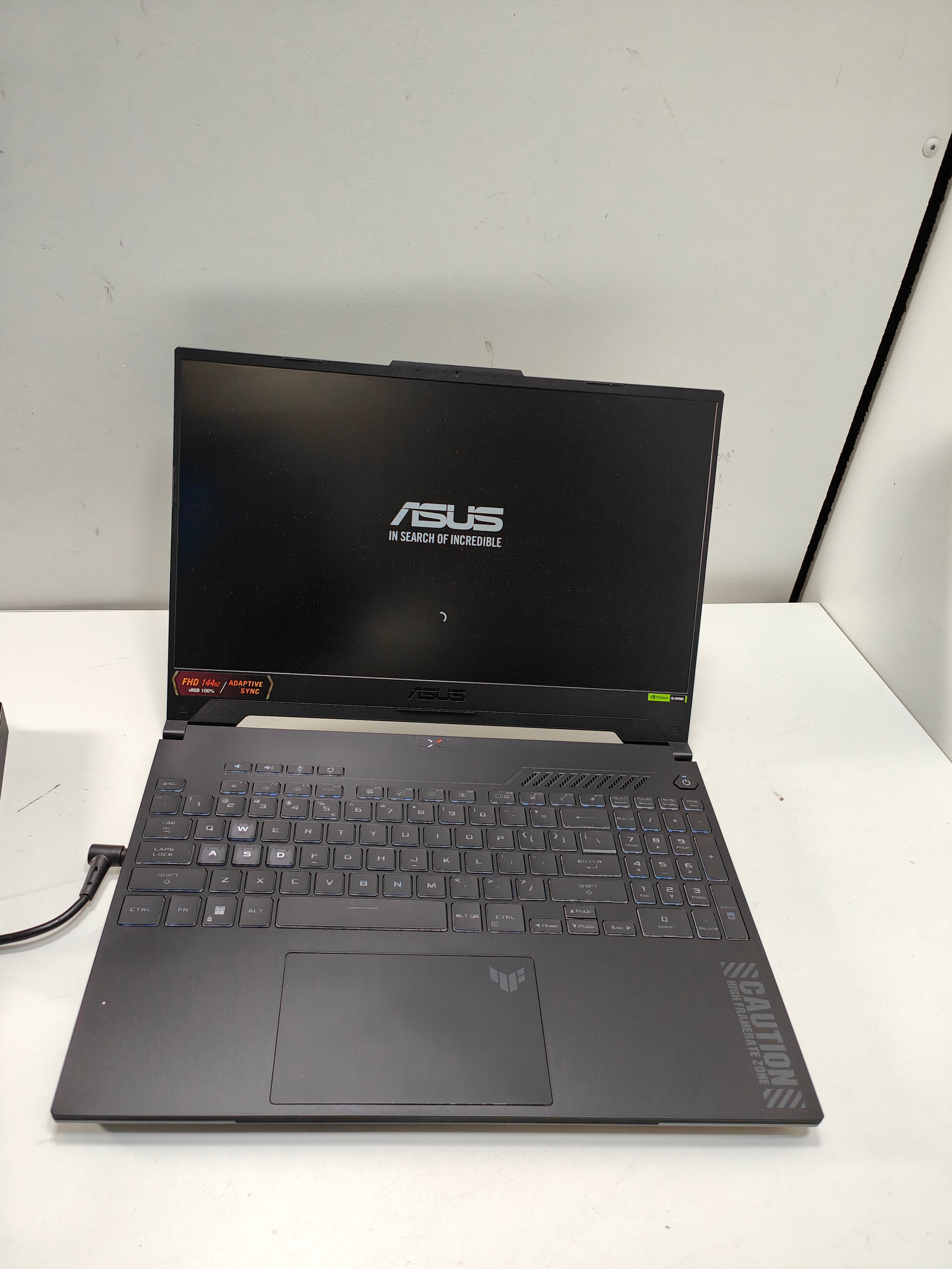 Asus TUF Gaming A15 FA507NU-LP045W QWERTY