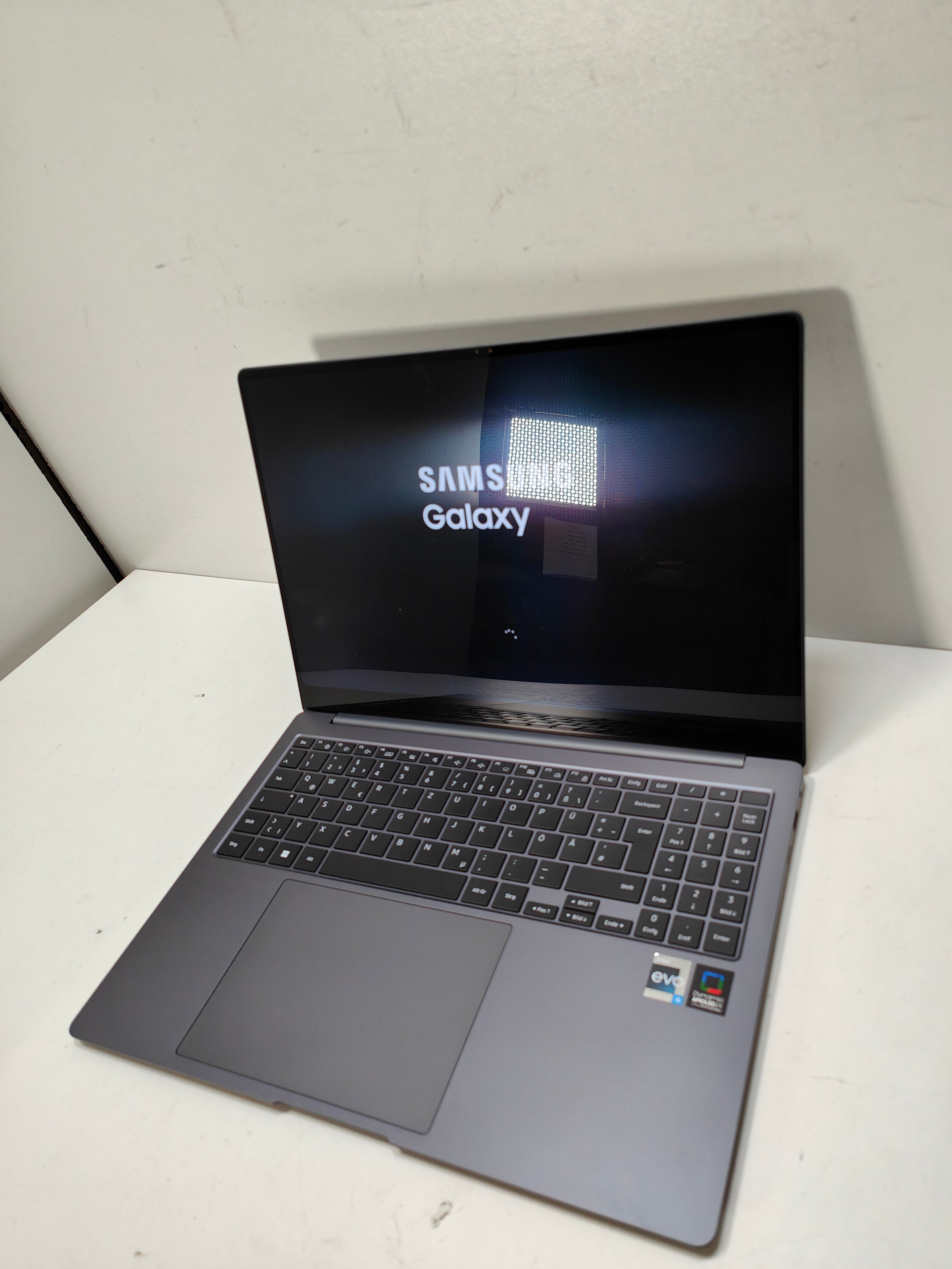 Samsung Galaxy Book3 Pro NP960XFG-KC3DE QWERTZ